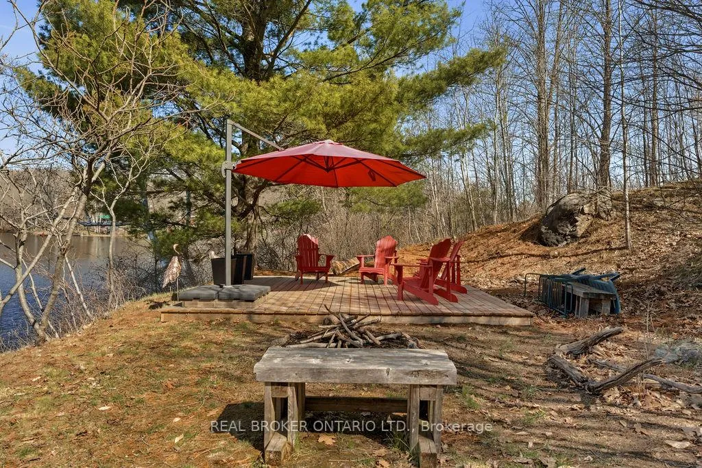 Photo 33 of 2225 Green Bay Road, Frontenac, Frontenac South — HOMEH