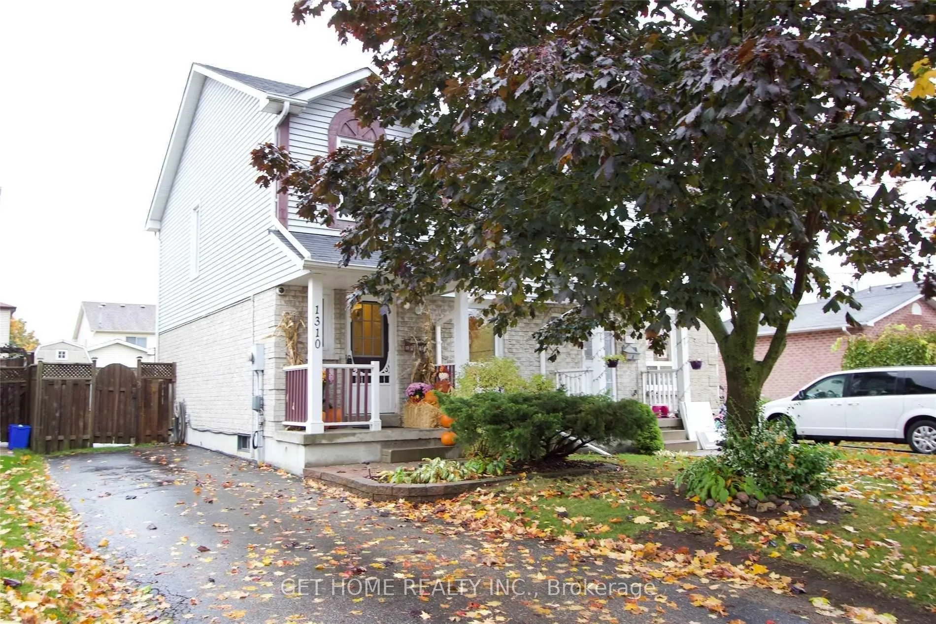 Photo 4 of 1310 Charter Crescent, Oshawa, Lakeview — HOMEH