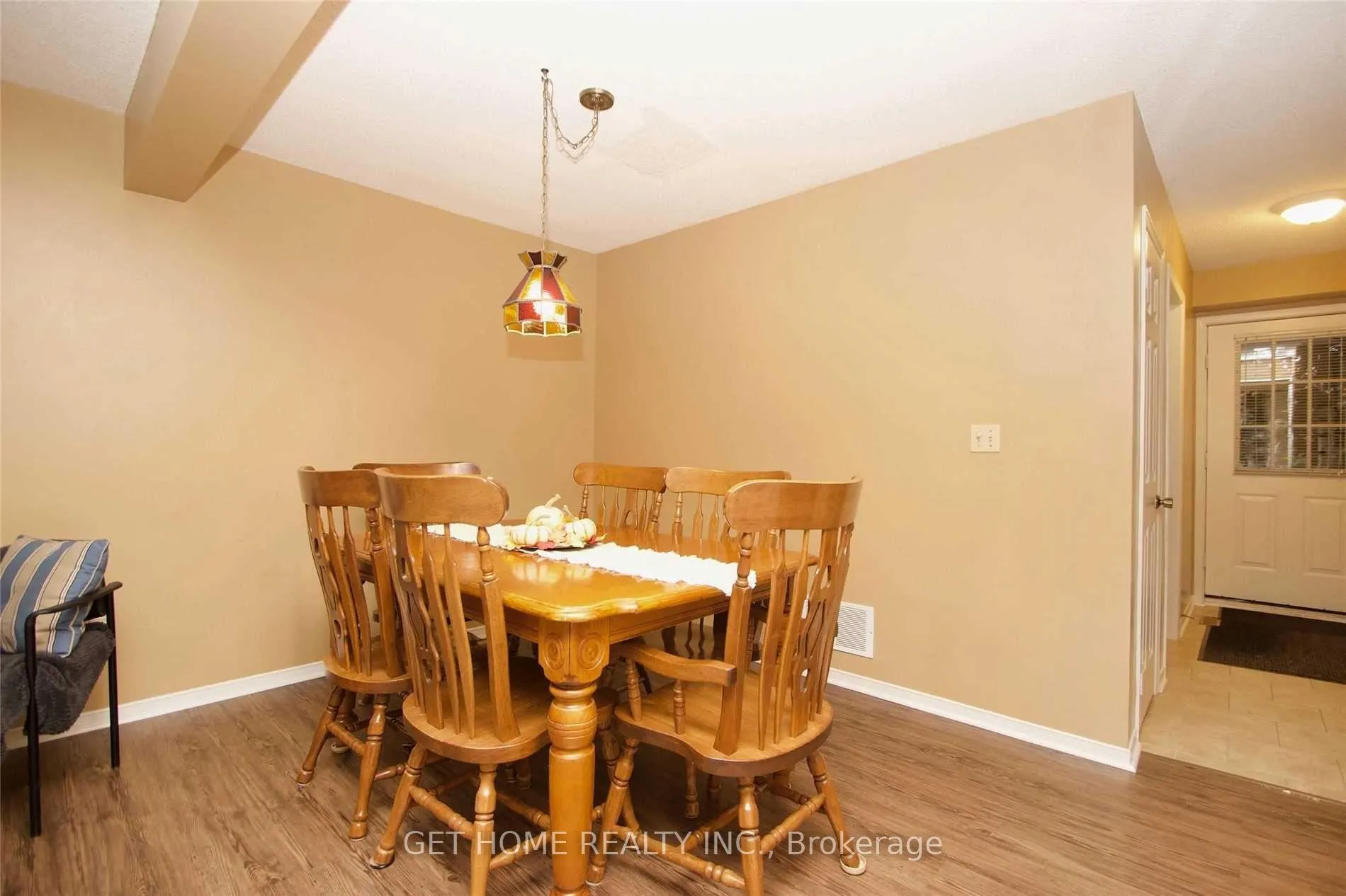 Photo 13 of 1310 Charter Crescent, Oshawa, Lakeview — HOMEH