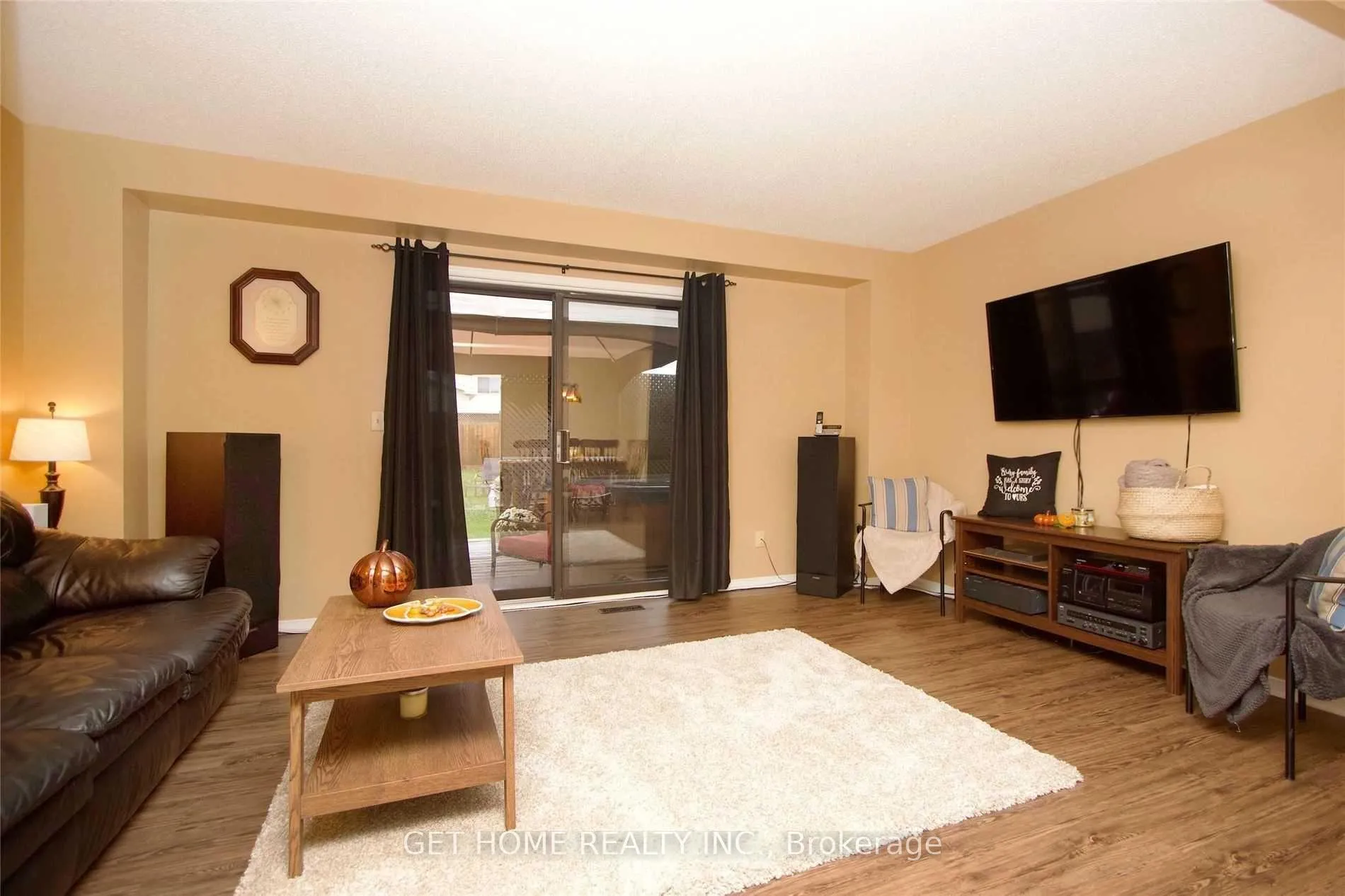 Photo 14 of 1310 Charter Crescent, Oshawa, Lakeview — HOMEH