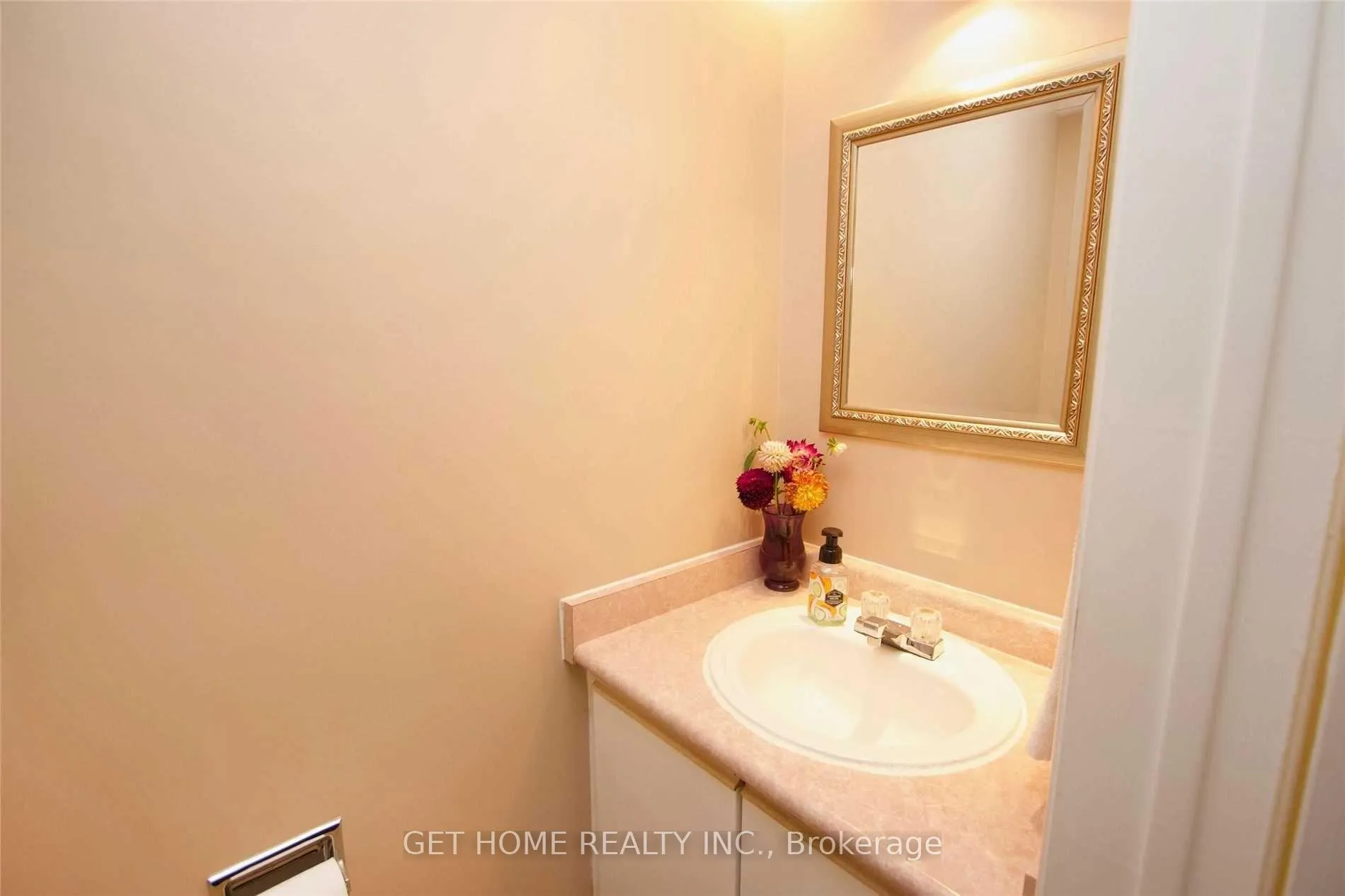 Photo 21 of 1310 Charter Crescent, Oshawa, Lakeview — HOMEH