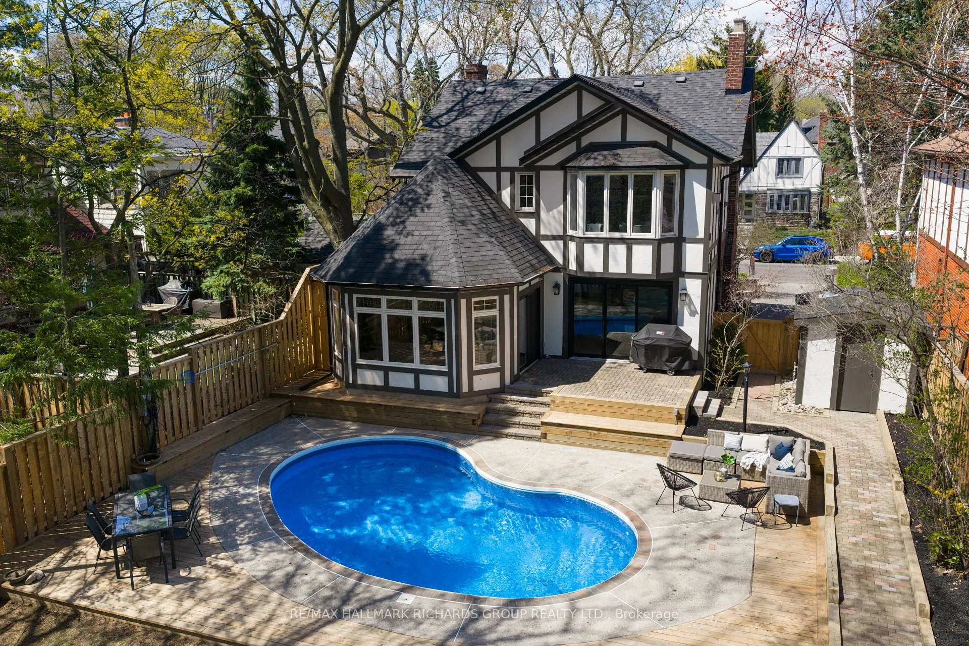 Photo 29 of 27 Bracken Avenue, Toronto, The Beaches — HOMEH