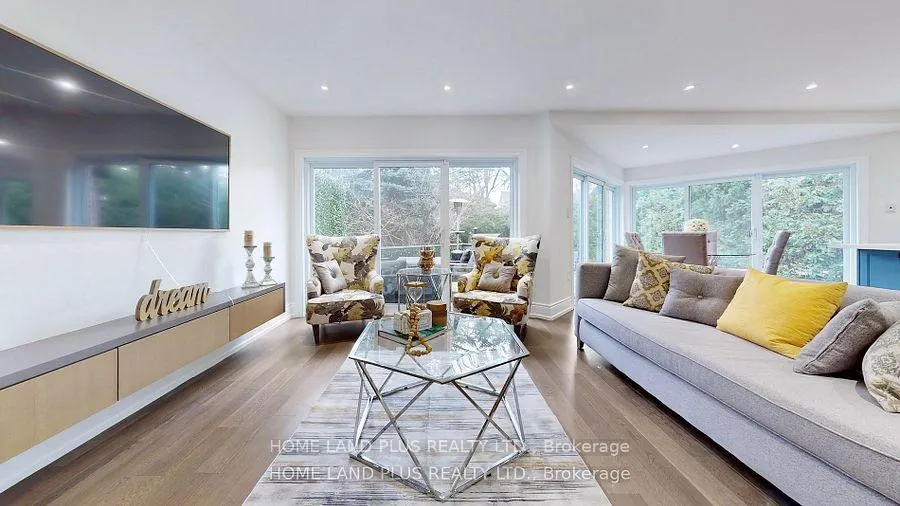 Photo 11 of 85 Rochester Avenue, Toronto, Lawrence Park South — HOMEH
