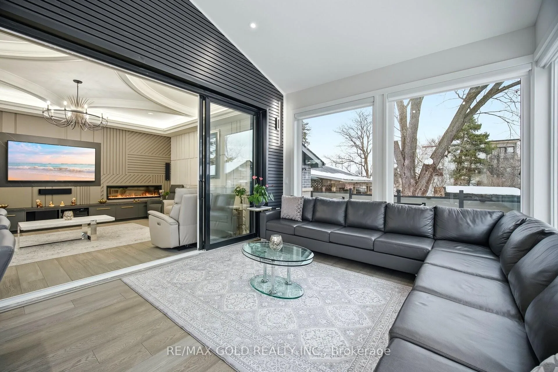 Photo 12 of 28 William Street, Caledon, Bolton West — HOMEH