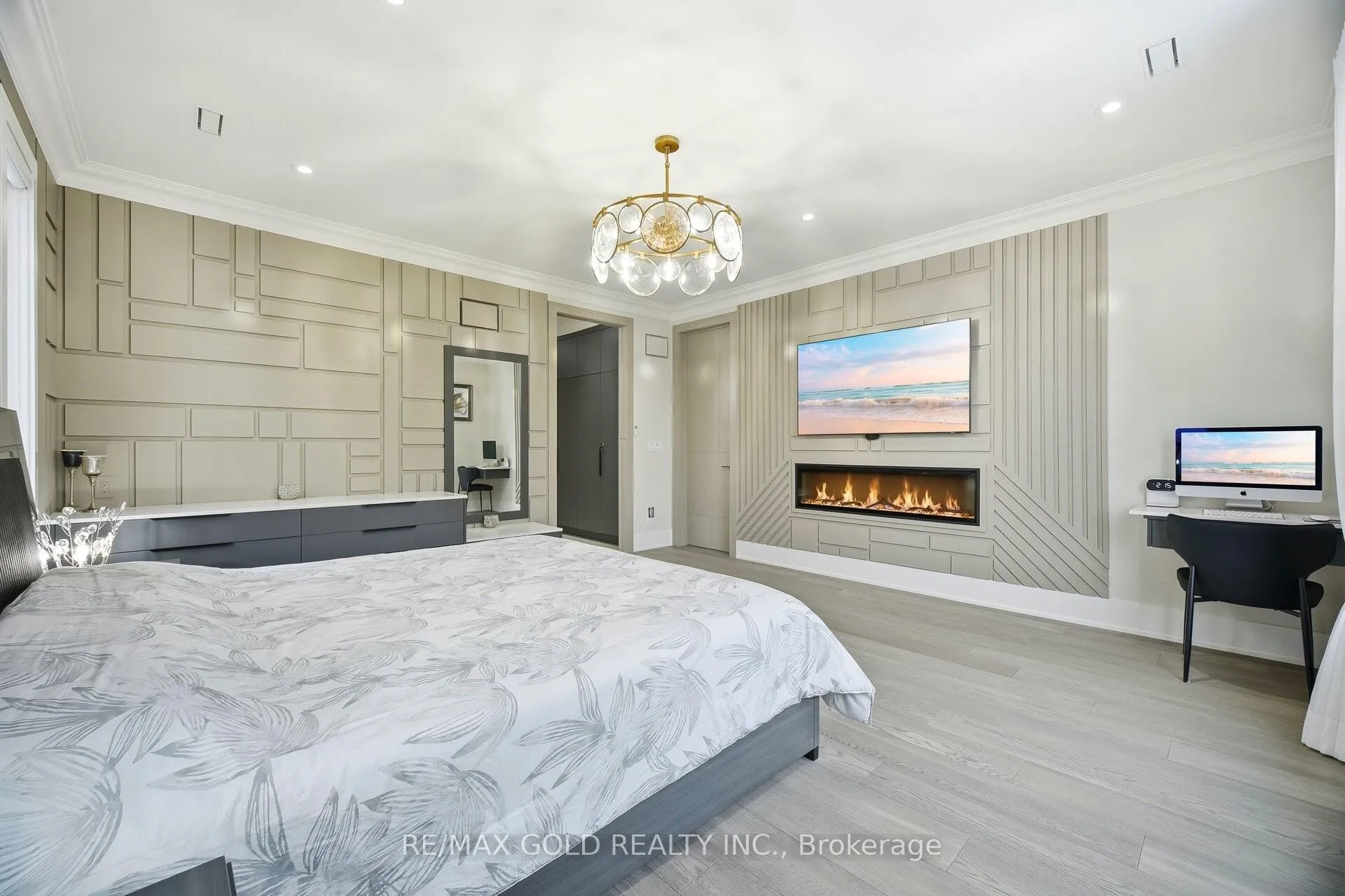Photo 19 of 28 William Street, Caledon, Bolton West — HOMEH
