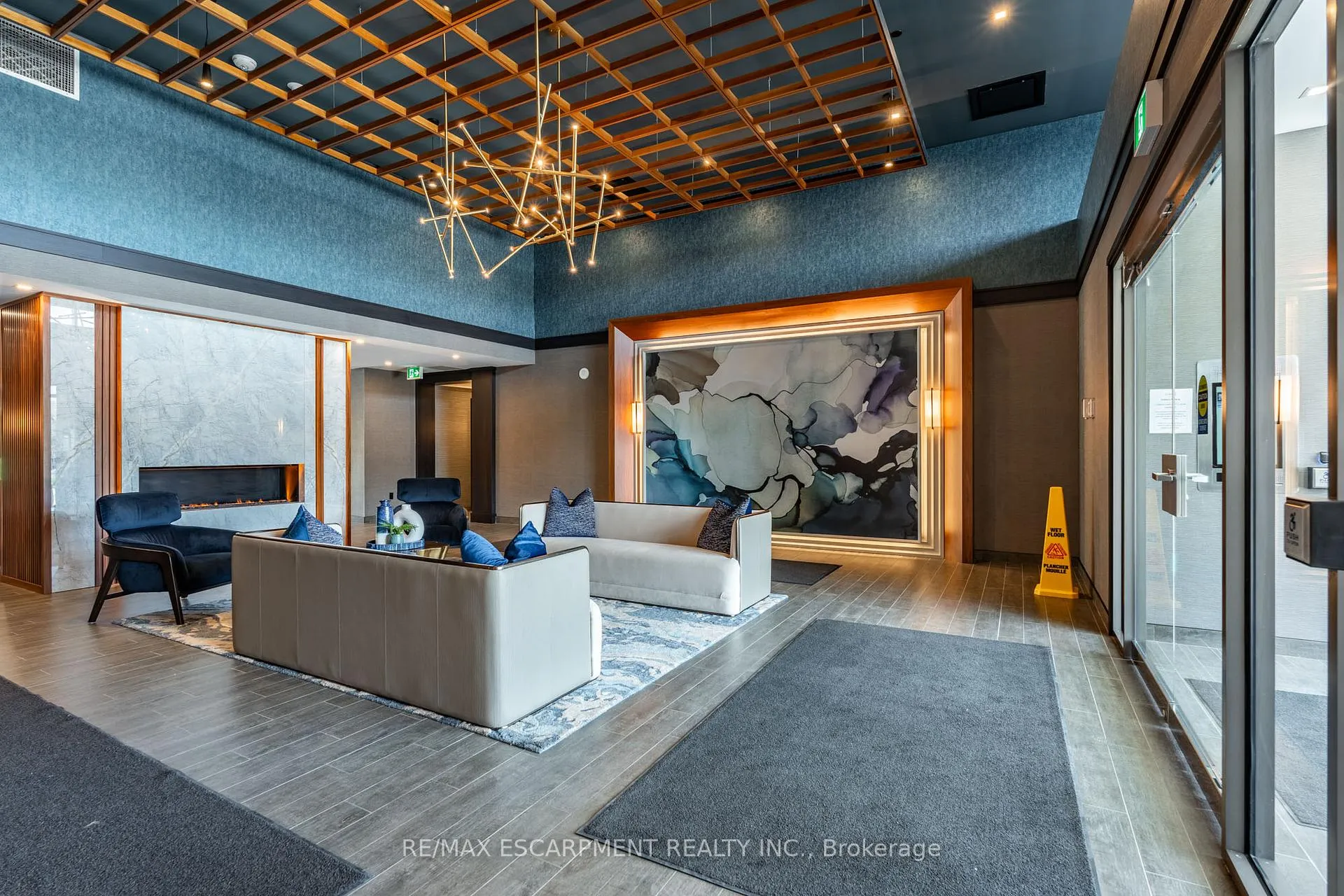 Photo 5 of Unit 225, 470 Dundas Street E, Hamilton, Waterdown — HOMEH