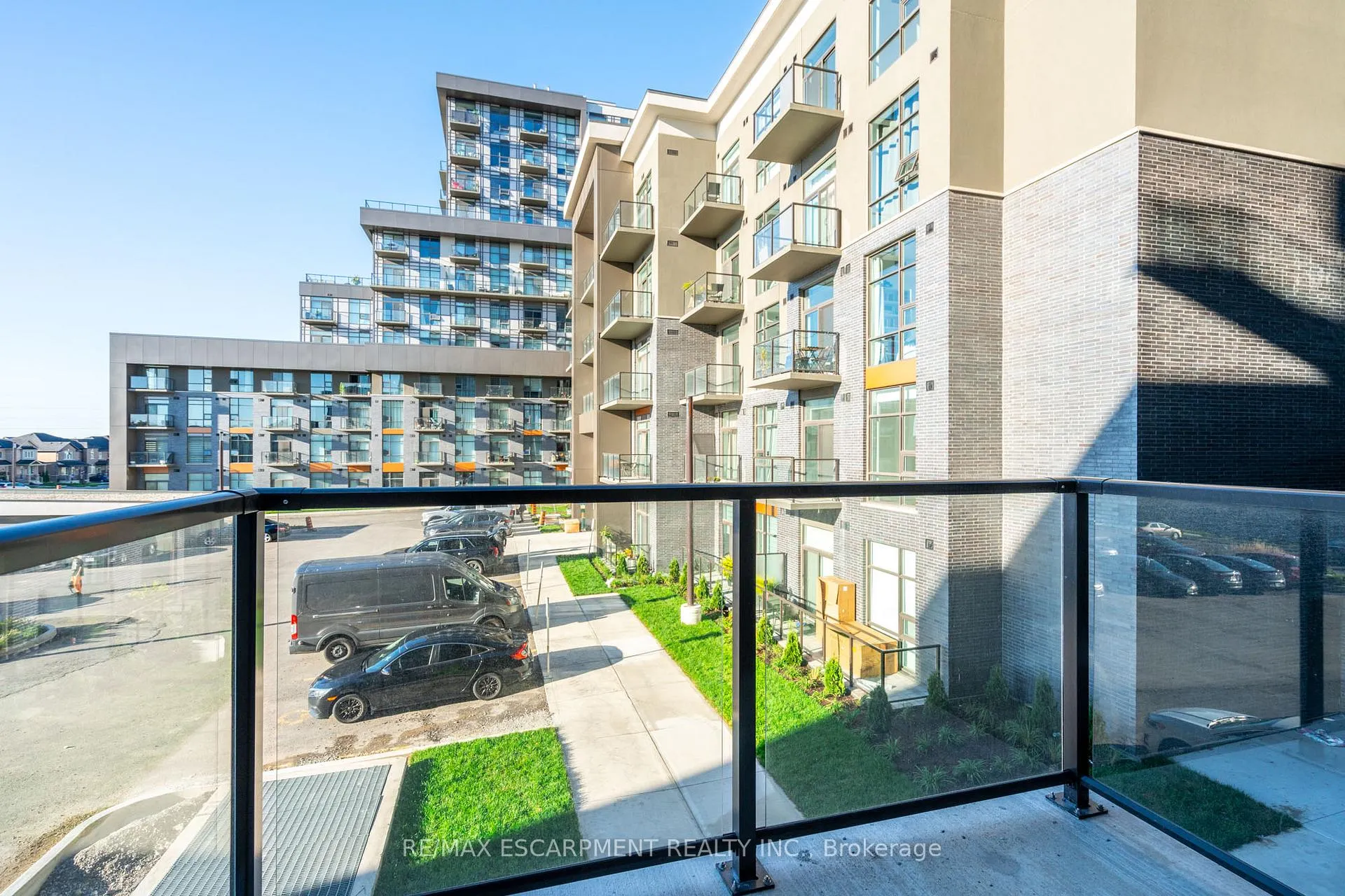 Photo 18 of Unit 225, 470 Dundas Street E, Hamilton, Waterdown — HOMEH
