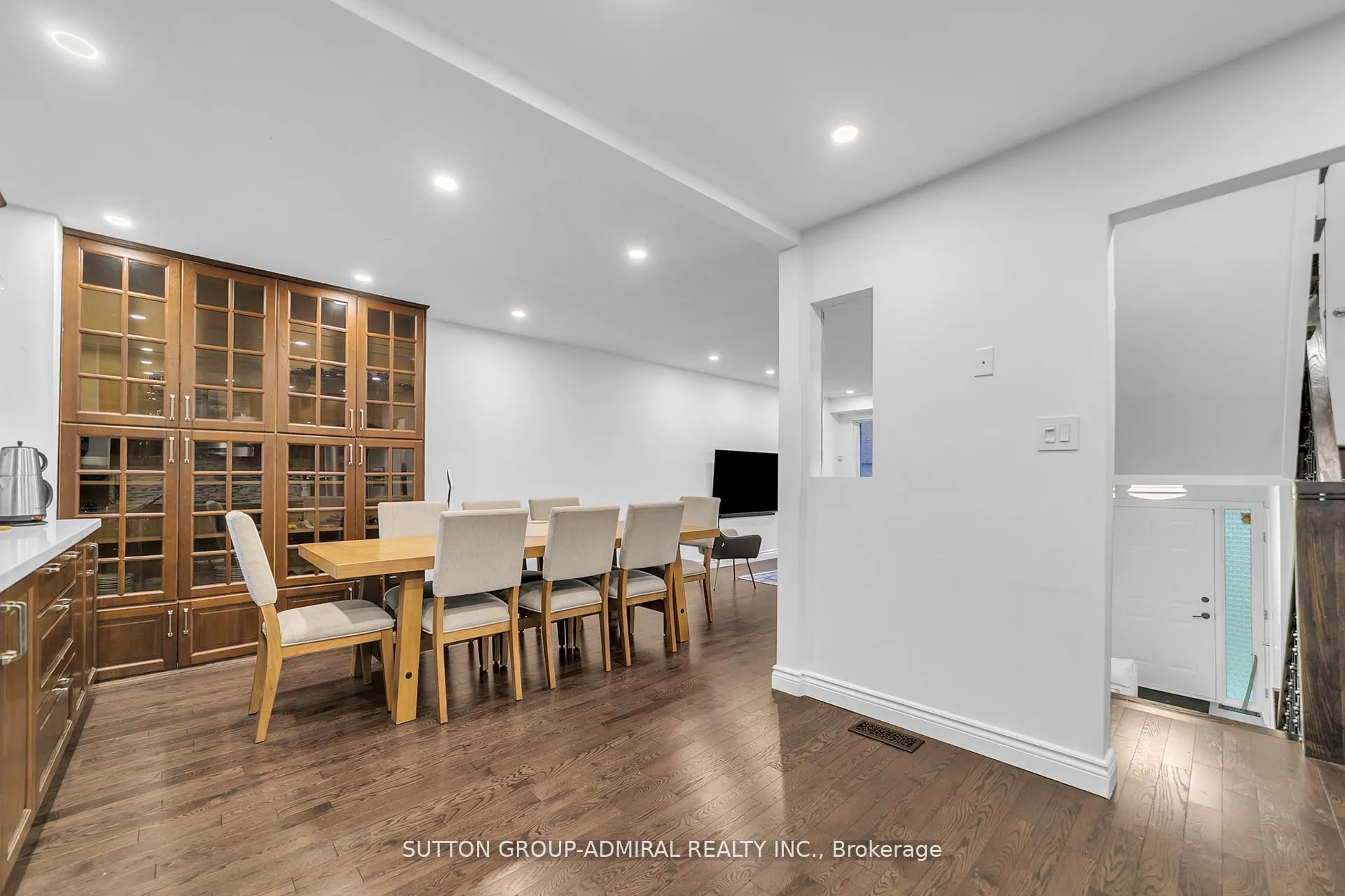 Photo 10 of 40 Stately Way, Markham, Royal Orchard — HOMEH