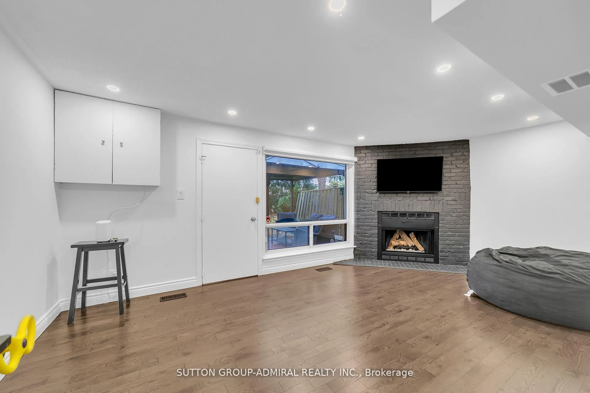 Photo 20 of 40 Stately Way, Markham, Royal Orchard — HOMEH