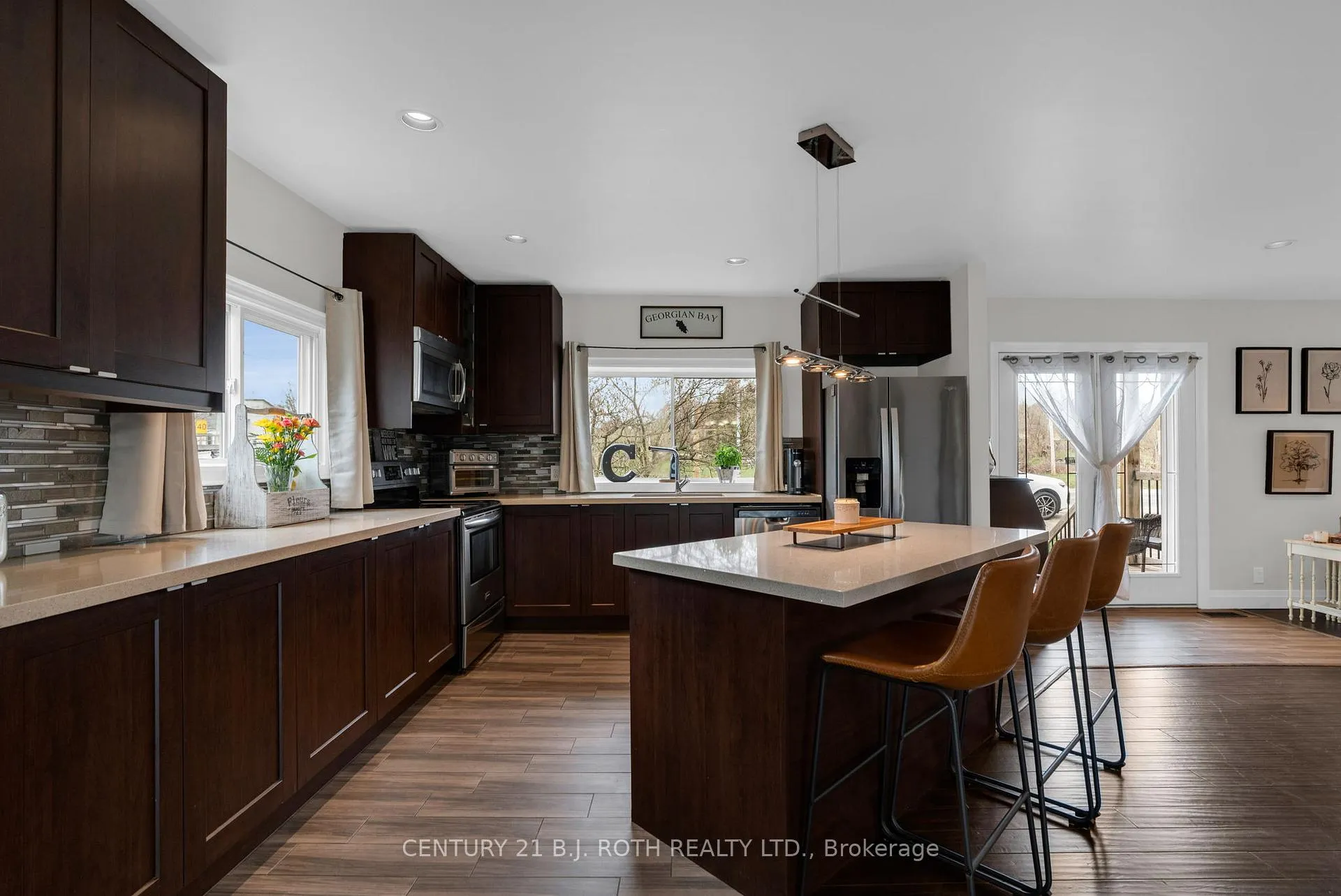 Photo 7 of 6511 Highway 93, Springwater, Elmvale — HOMEH