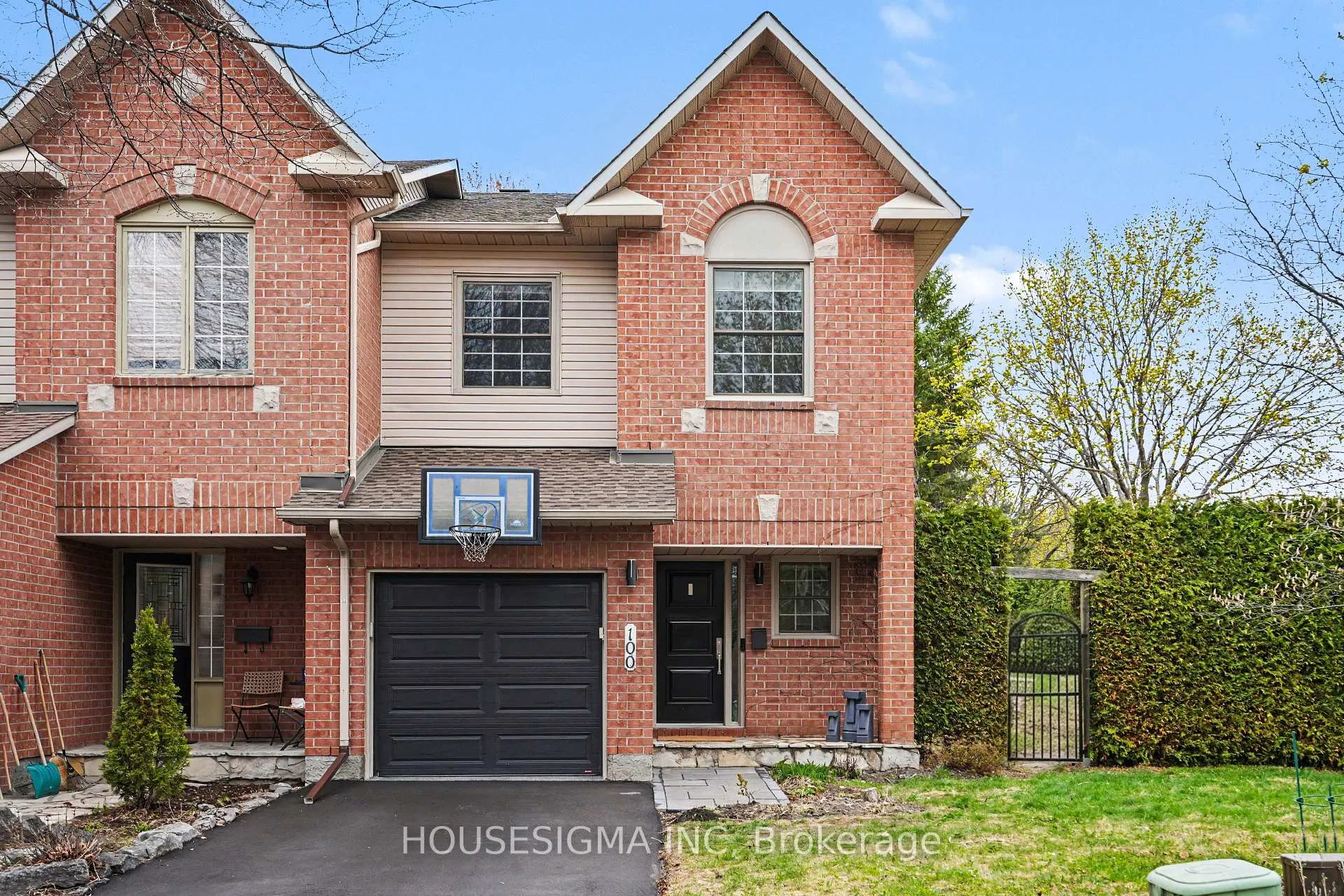 Photo 1 of 100 Flowertree Crescent, Ottawa, Kanata - Emerald Meadows/Trailwest — HOMEH