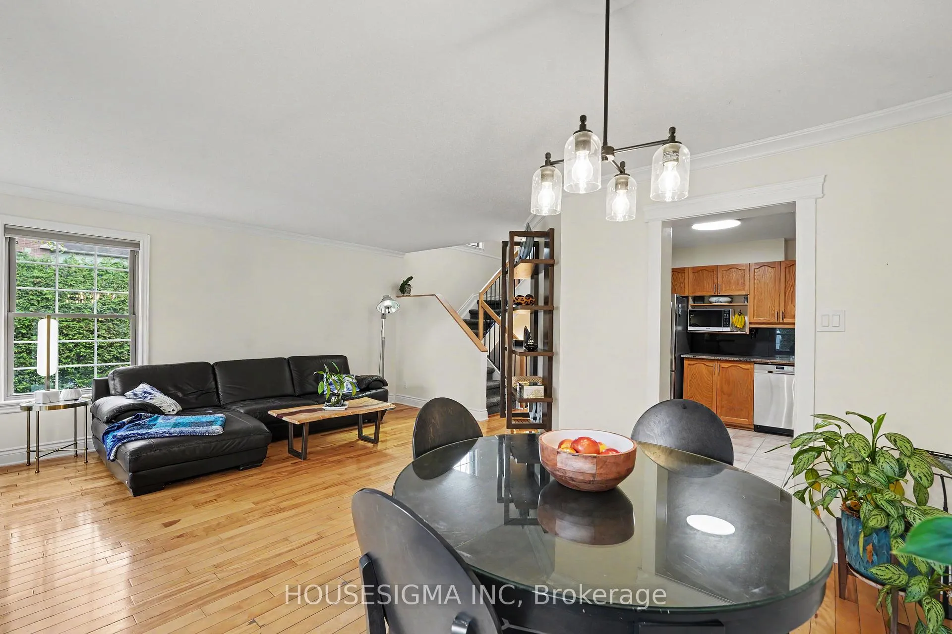 Photo 9 of 100 Flowertree Crescent, Ottawa, Kanata - Emerald Meadows/Trailwest — HOMEH
