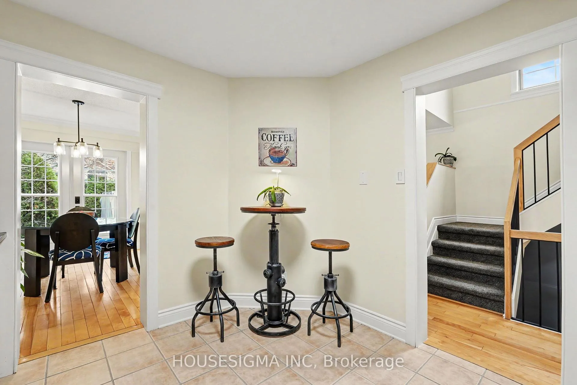 Photo 15 of 100 Flowertree Crescent, Ottawa, Kanata - Emerald Meadows/Trailwest — HOMEH