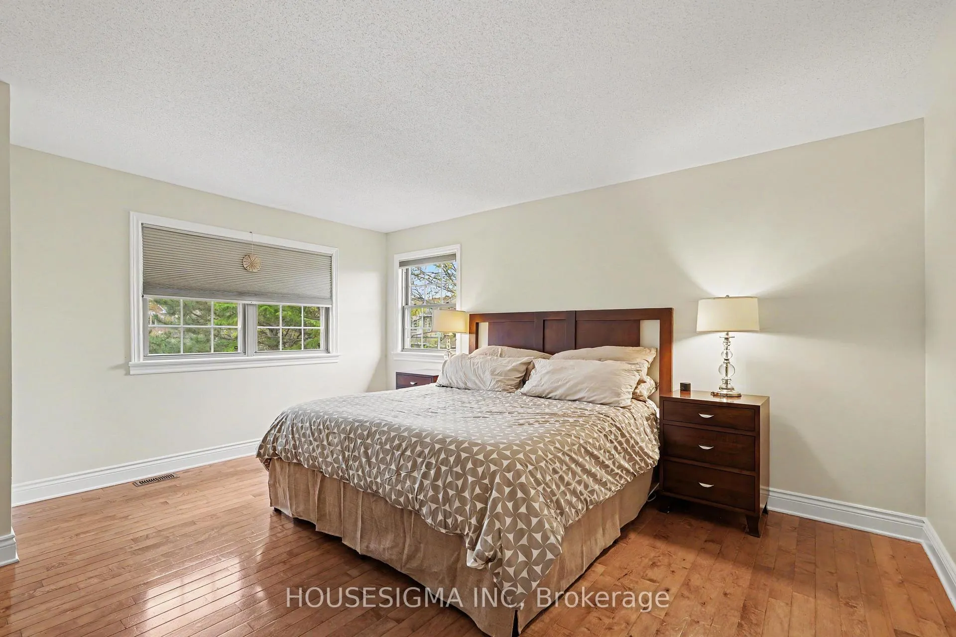 Photo 17 of 100 Flowertree Crescent, Ottawa, Kanata - Emerald Meadows/Trailwest — HOMEH