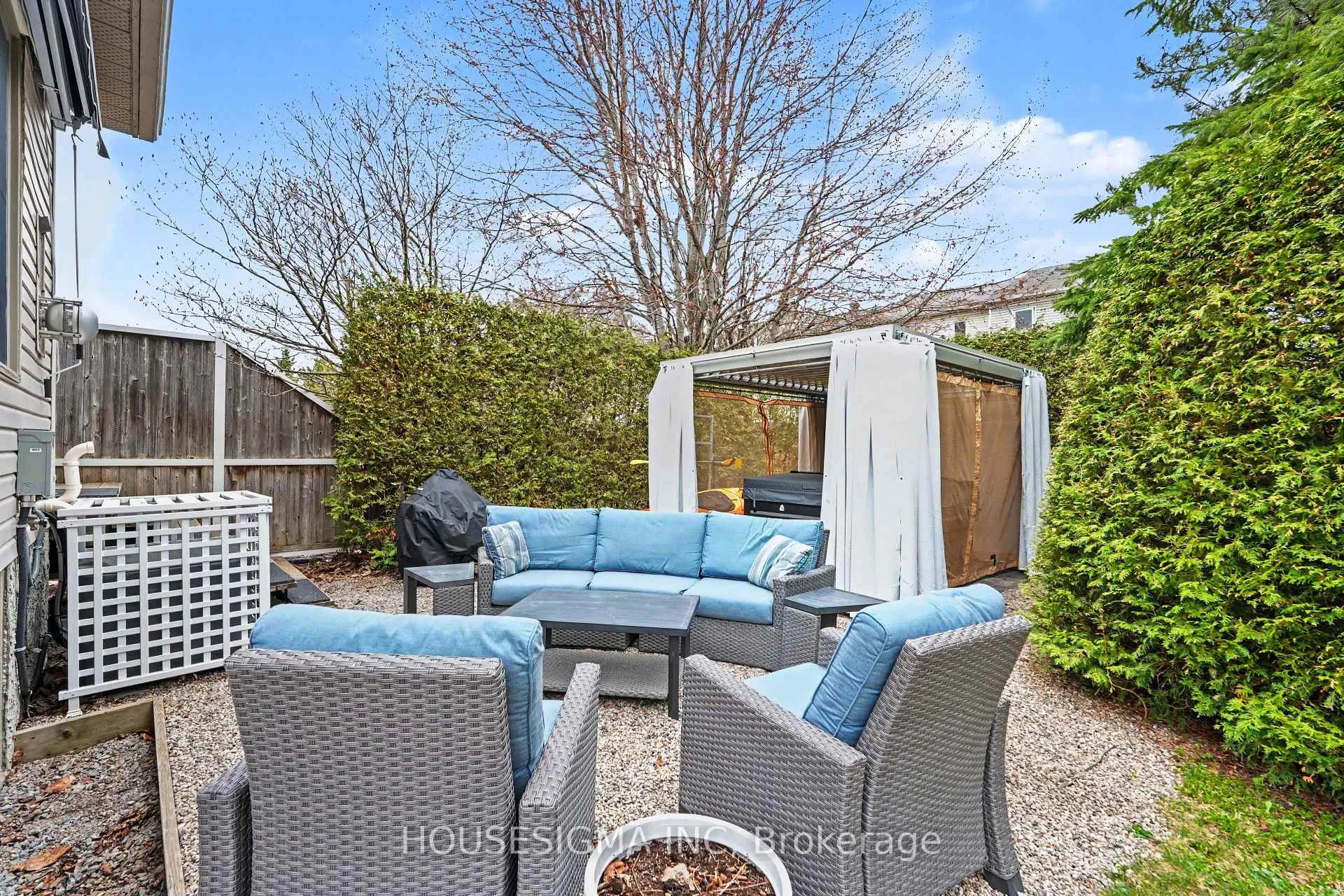 Photo 29 of 100 Flowertree Crescent, Ottawa, Kanata - Emerald Meadows/Trailwest — HOMEH