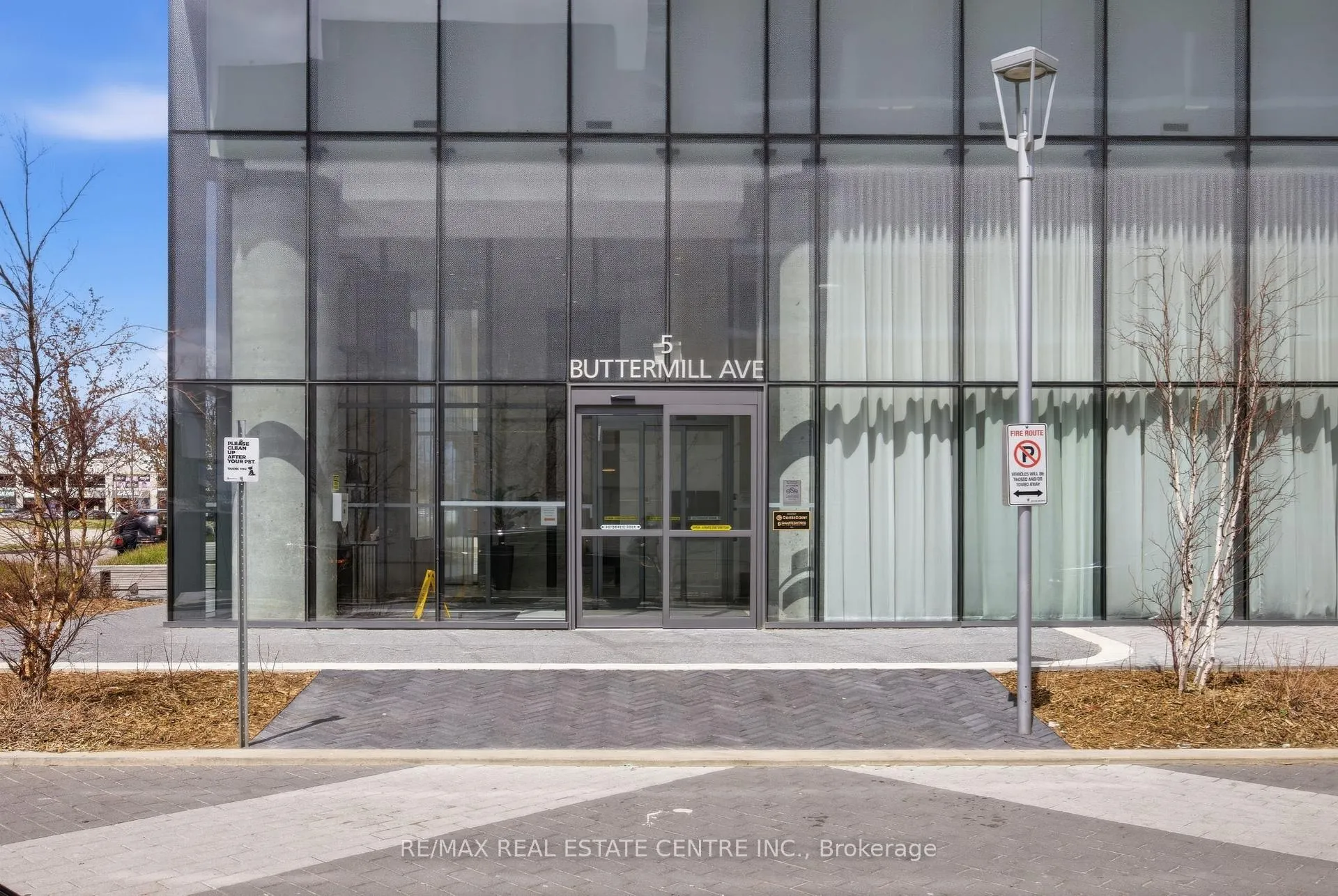 Photo 2 of Unit 2807, 5 Buttermill Avenue, Vaughan, Concord — HOMEH