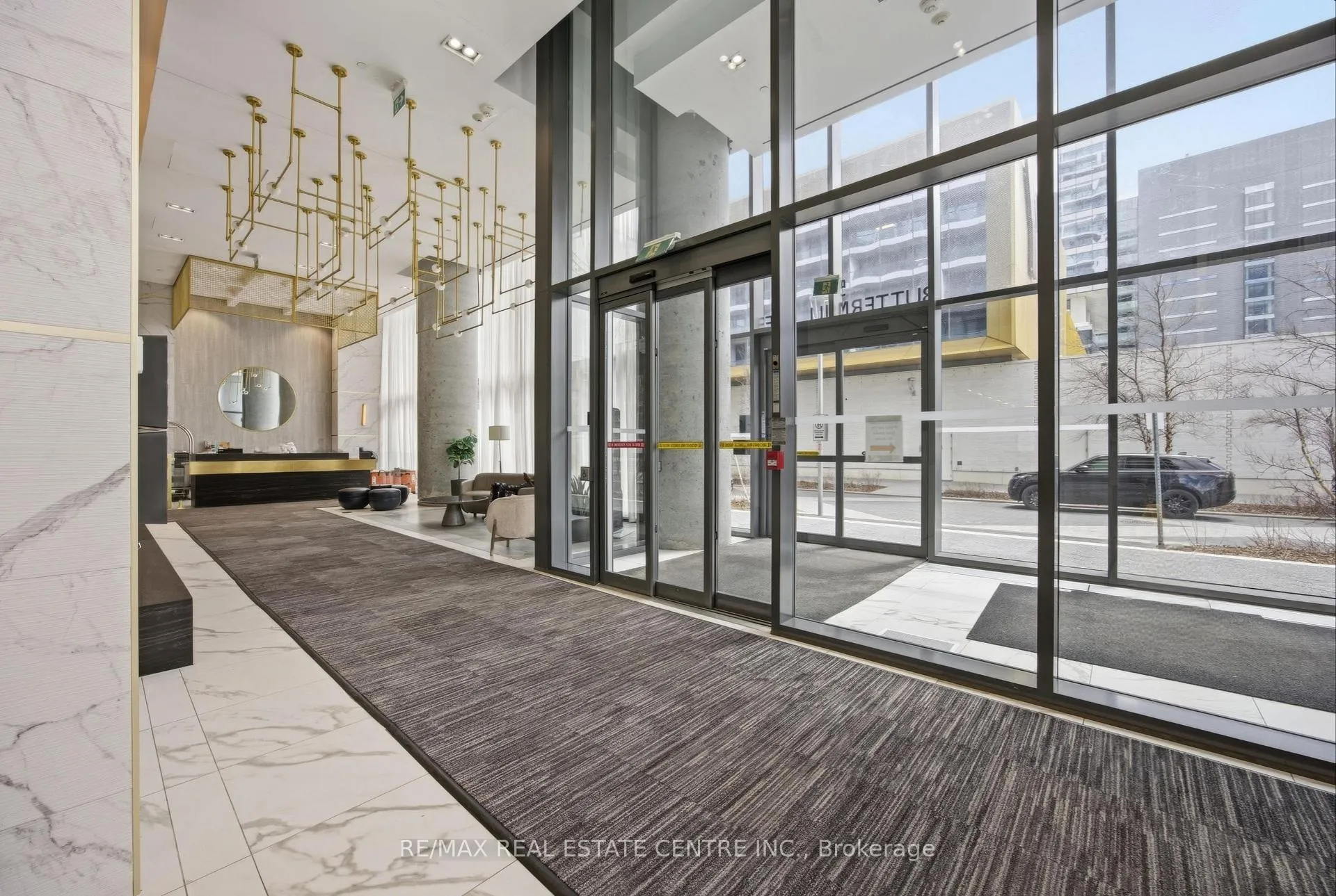 Photo 3 of Unit 2807, 5 Buttermill Avenue, Vaughan, Concord — HOMEH