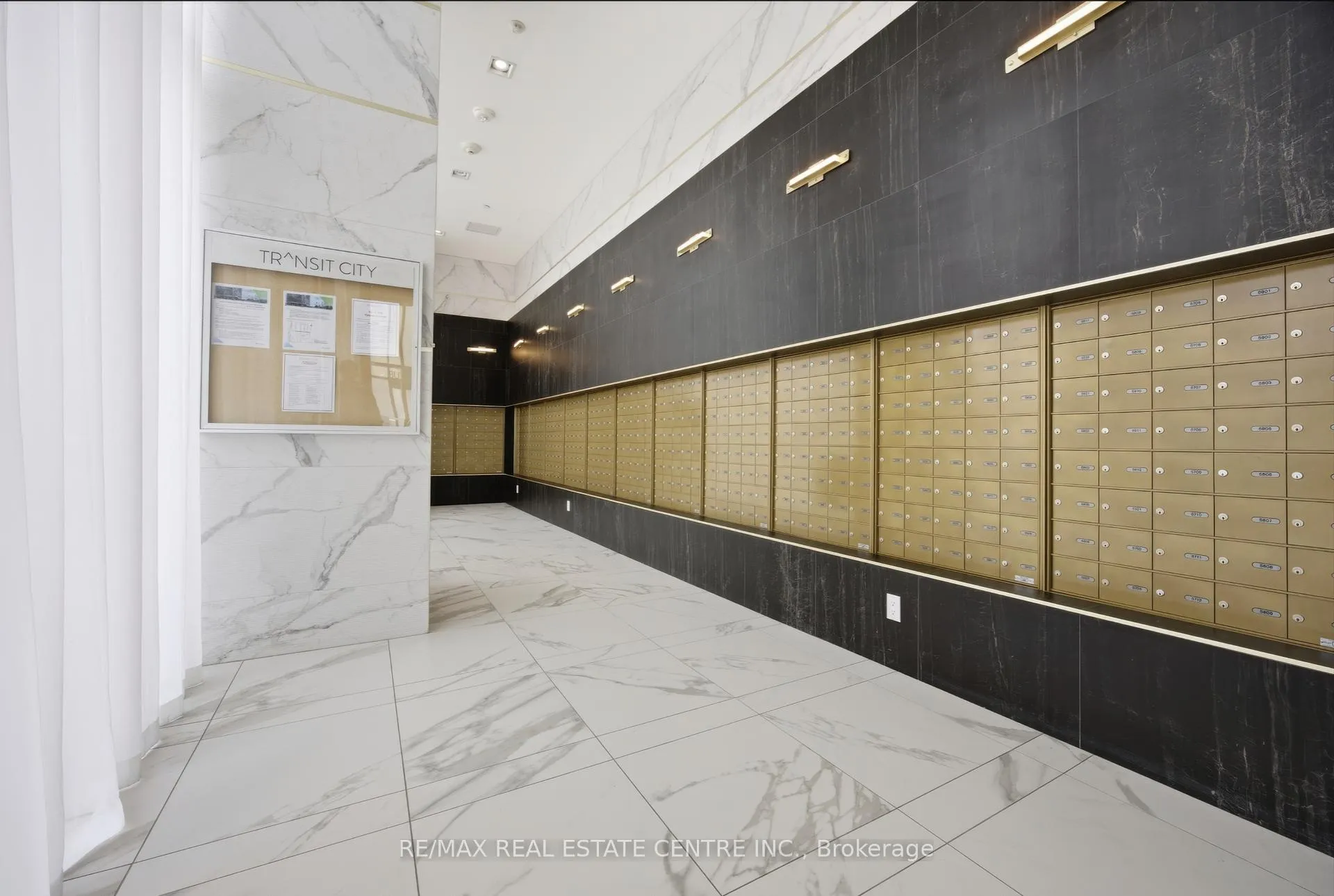 Photo 27 of Unit 2807, 5 Buttermill Avenue, Vaughan, Concord — HOMEH