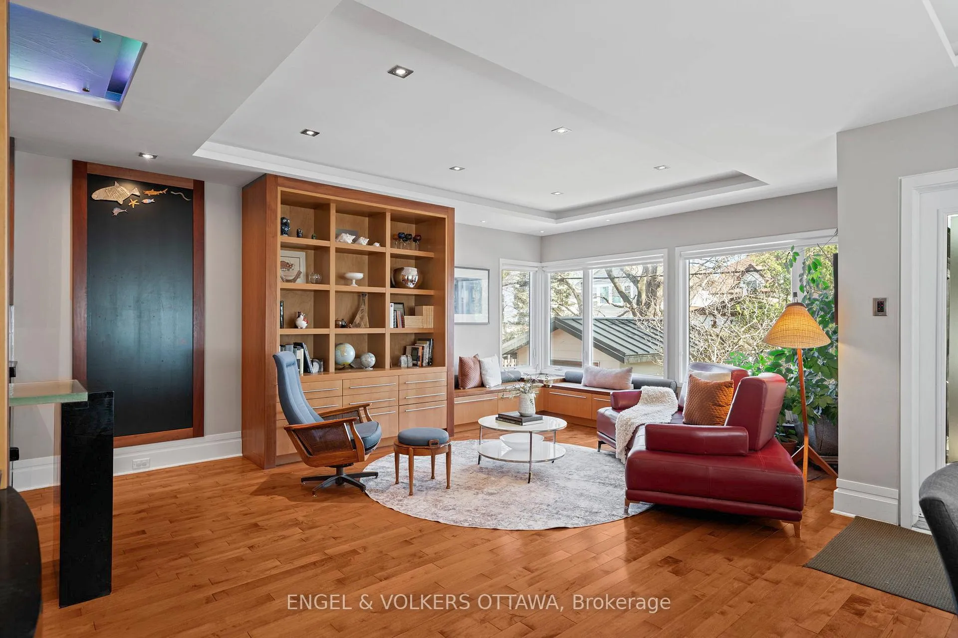 Photo 9 of 93 Gilchrist Avenue, Ottawa, Ottawa West — HOMEH