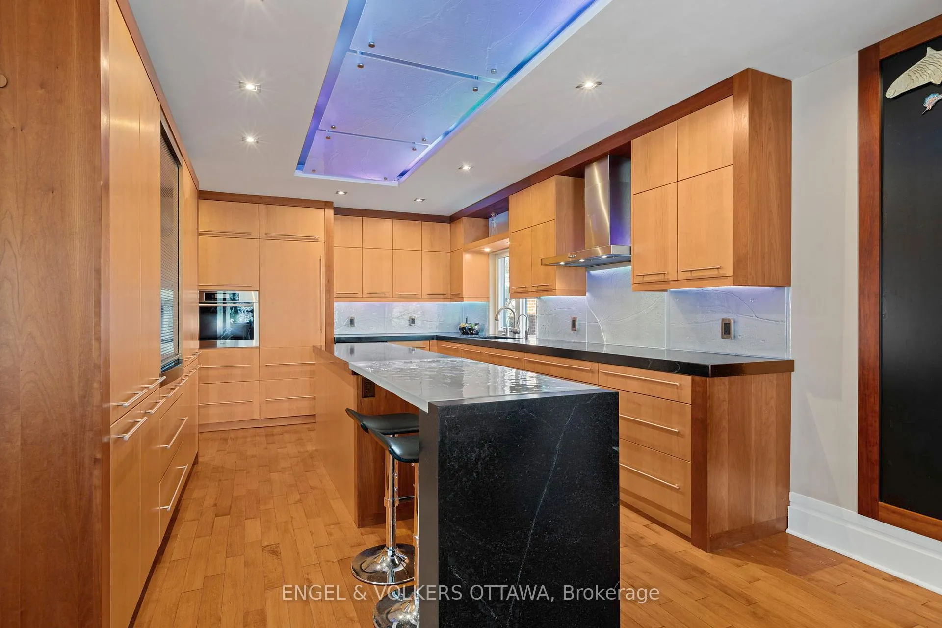 Photo 12 of 93 Gilchrist Avenue, Ottawa, Ottawa West — HOMEH