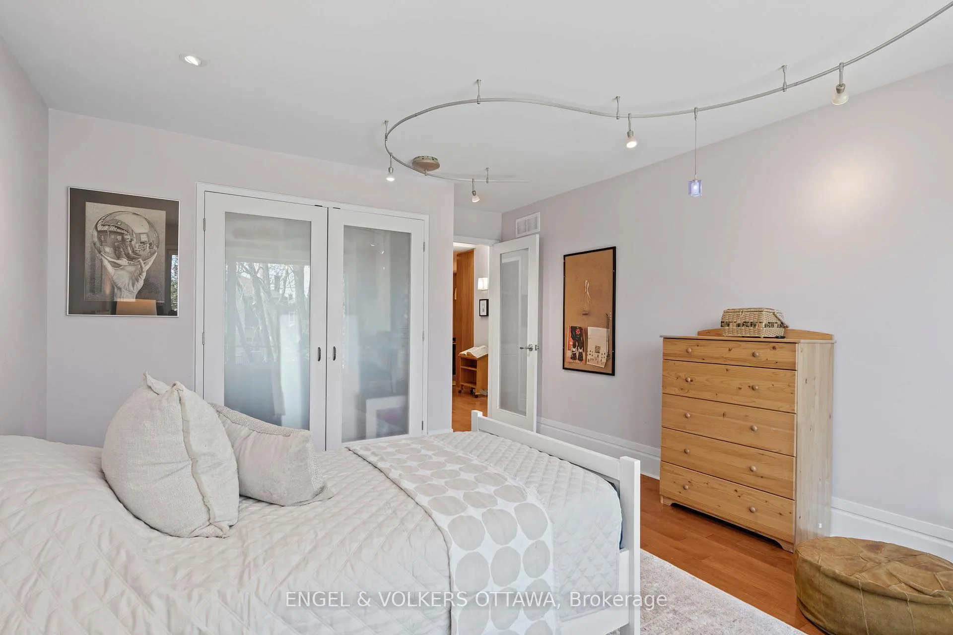 Photo 35 of 93 Gilchrist Avenue, Ottawa, Ottawa West — HOMEH