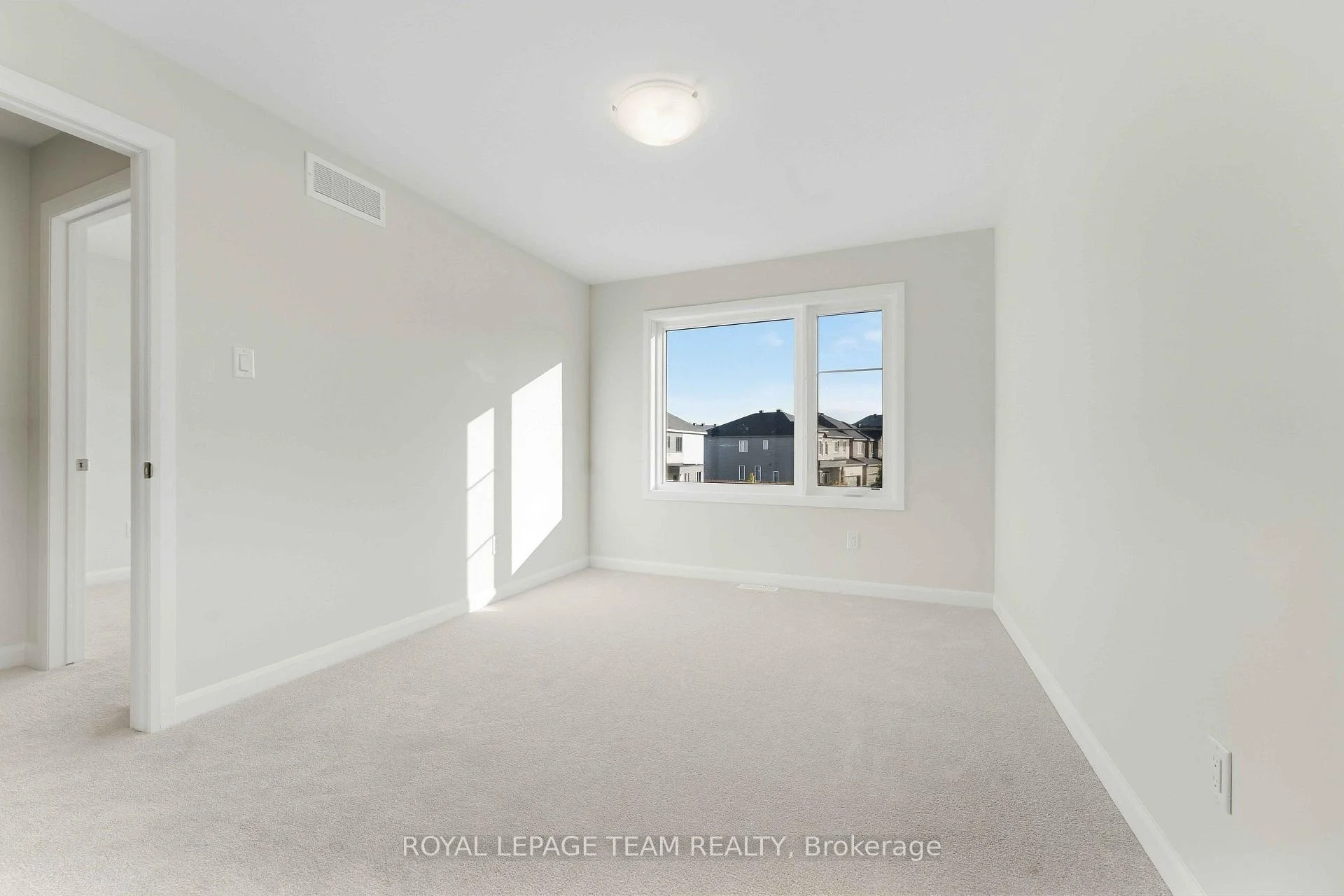 Photo 26 of 955 Locomotion Lane, Ottawa, Kanata - Emerald Meadows/Trailwest — HOMEH