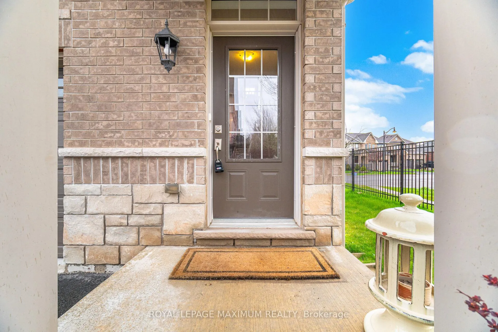 Photo 6 of Unit 10, 257 Parkside Drive, Hamilton, Waterdown — HOMEH