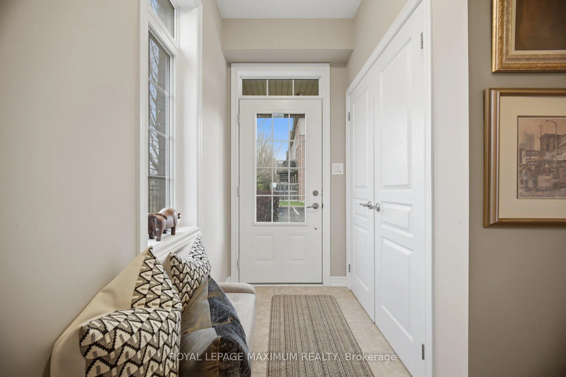 Photo 7 of Unit 10, 257 Parkside Drive, Hamilton, Waterdown — HOMEH