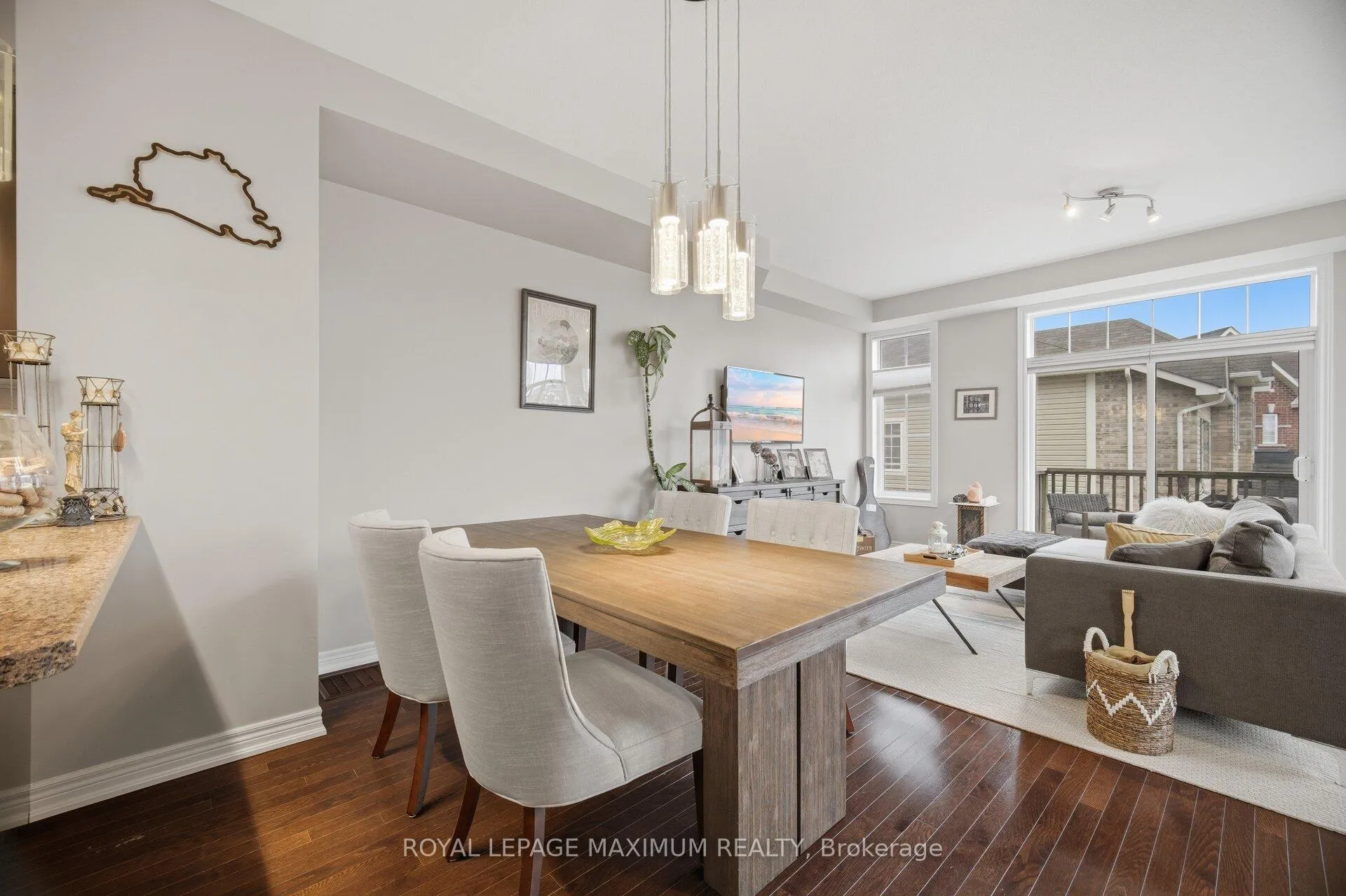 Photo 18 of Unit 10, 257 Parkside Drive, Hamilton, Waterdown — HOMEH