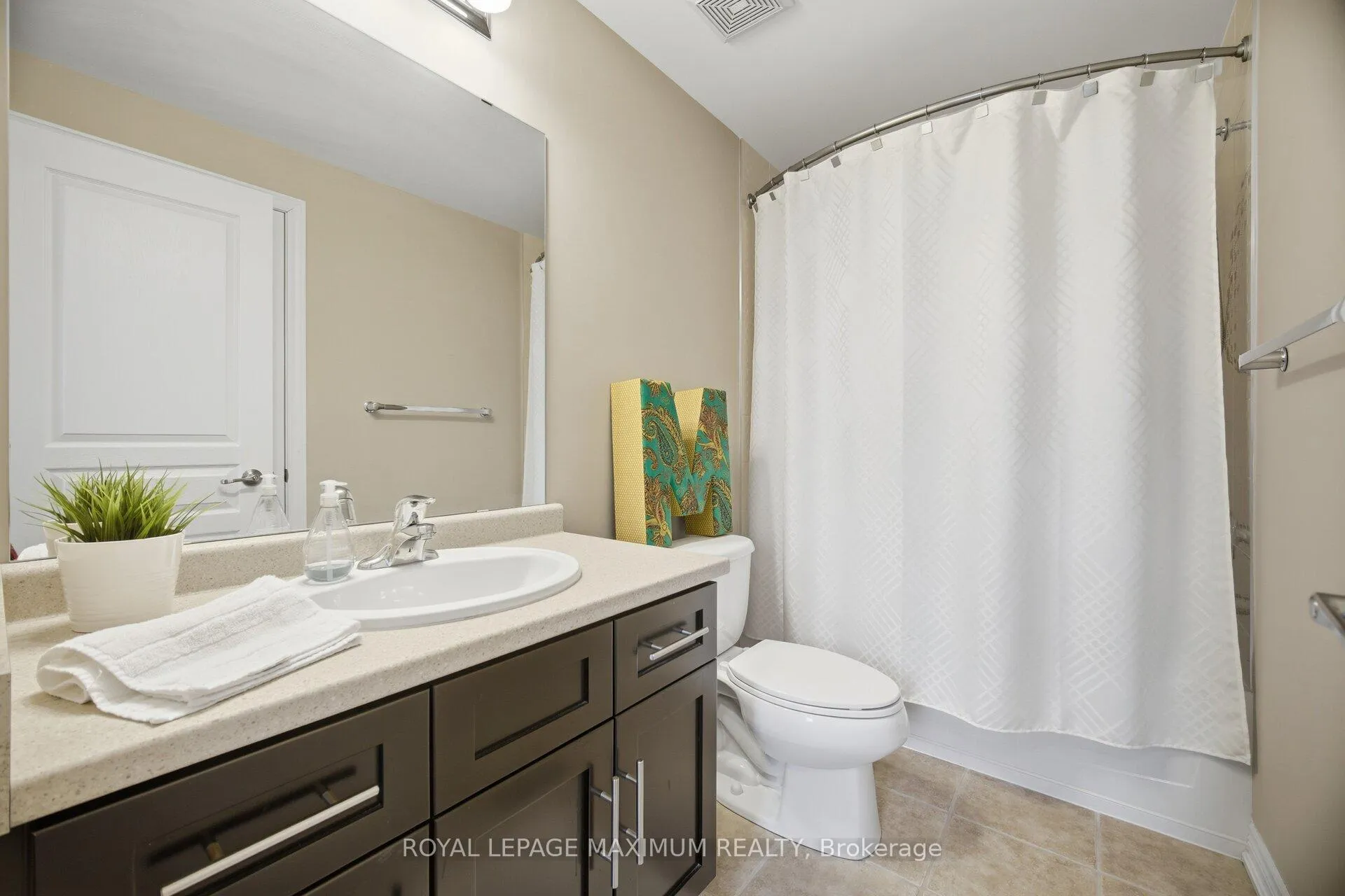 Photo 42 of Unit 10, 257 Parkside Drive, Hamilton, Waterdown — HOMEH