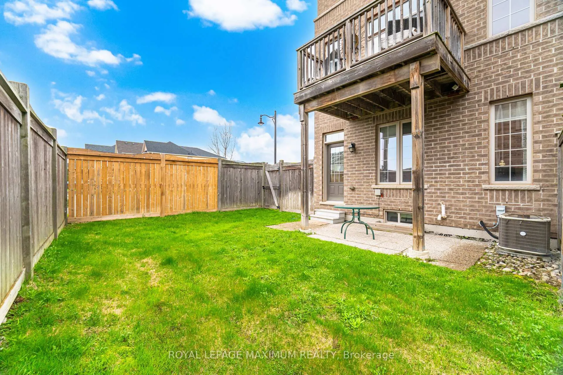 Photo 49 of Unit 10, 257 Parkside Drive, Hamilton, Waterdown — HOMEH