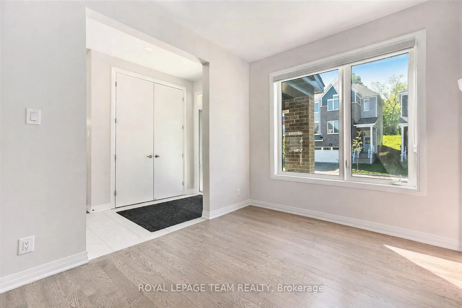 Photo 6 of 389 Appalachian Circle, Ottawa, Barrhaven - Half Moon Bay — HOMEH