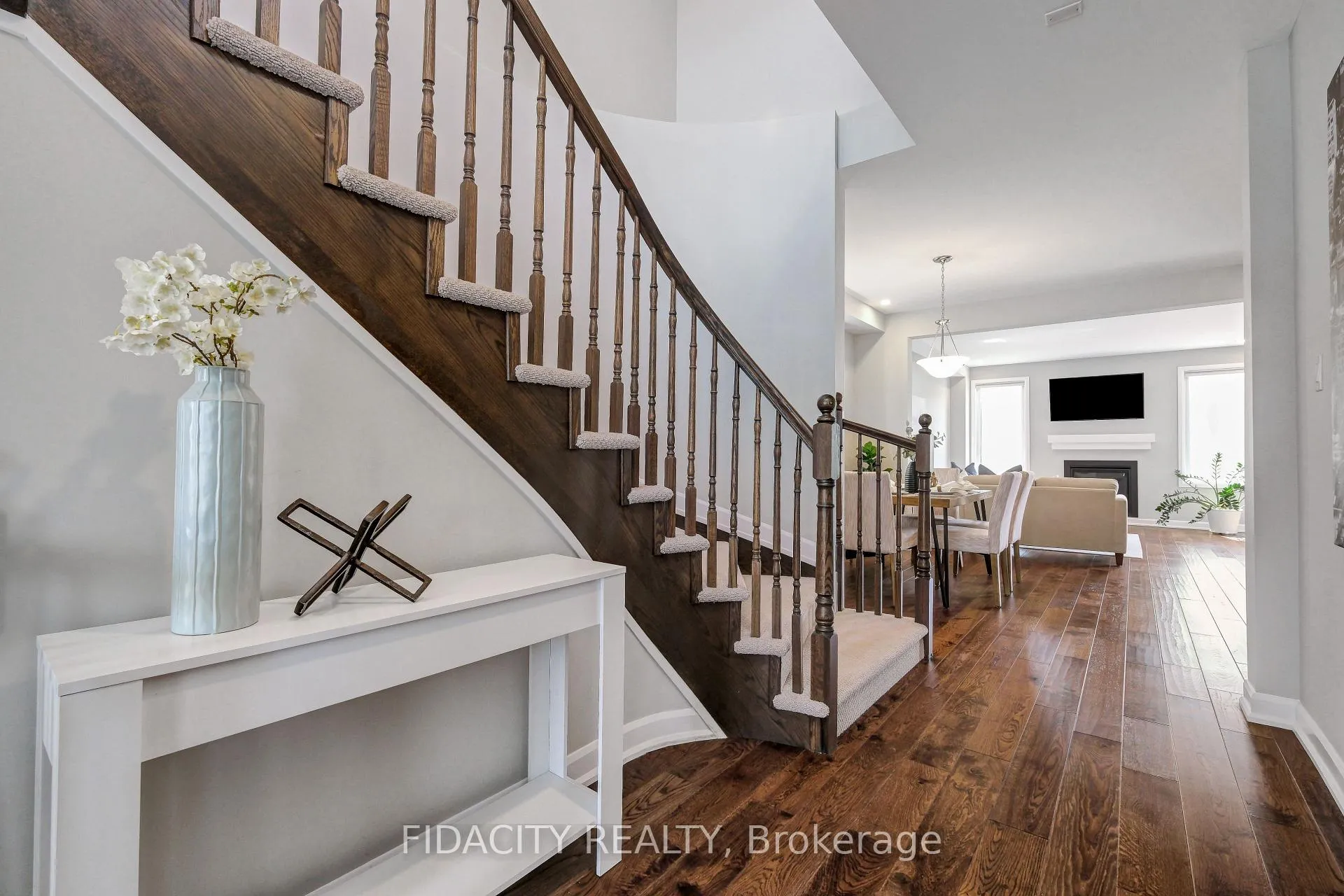 Photo 3 of 20 Allan Moore Place, Ottawa, Stittsville (North) — HOMEH