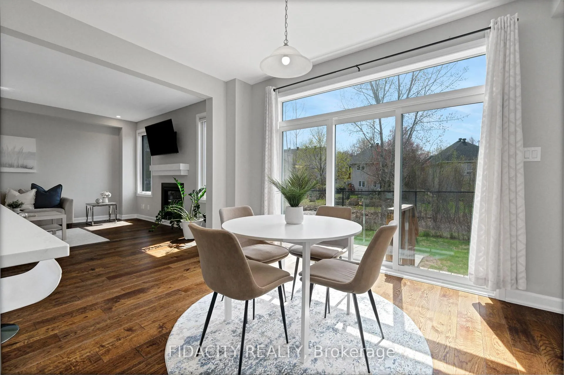 Photo 11 of 20 Allan Moore Place, Ottawa, Stittsville (North) — HOMEH