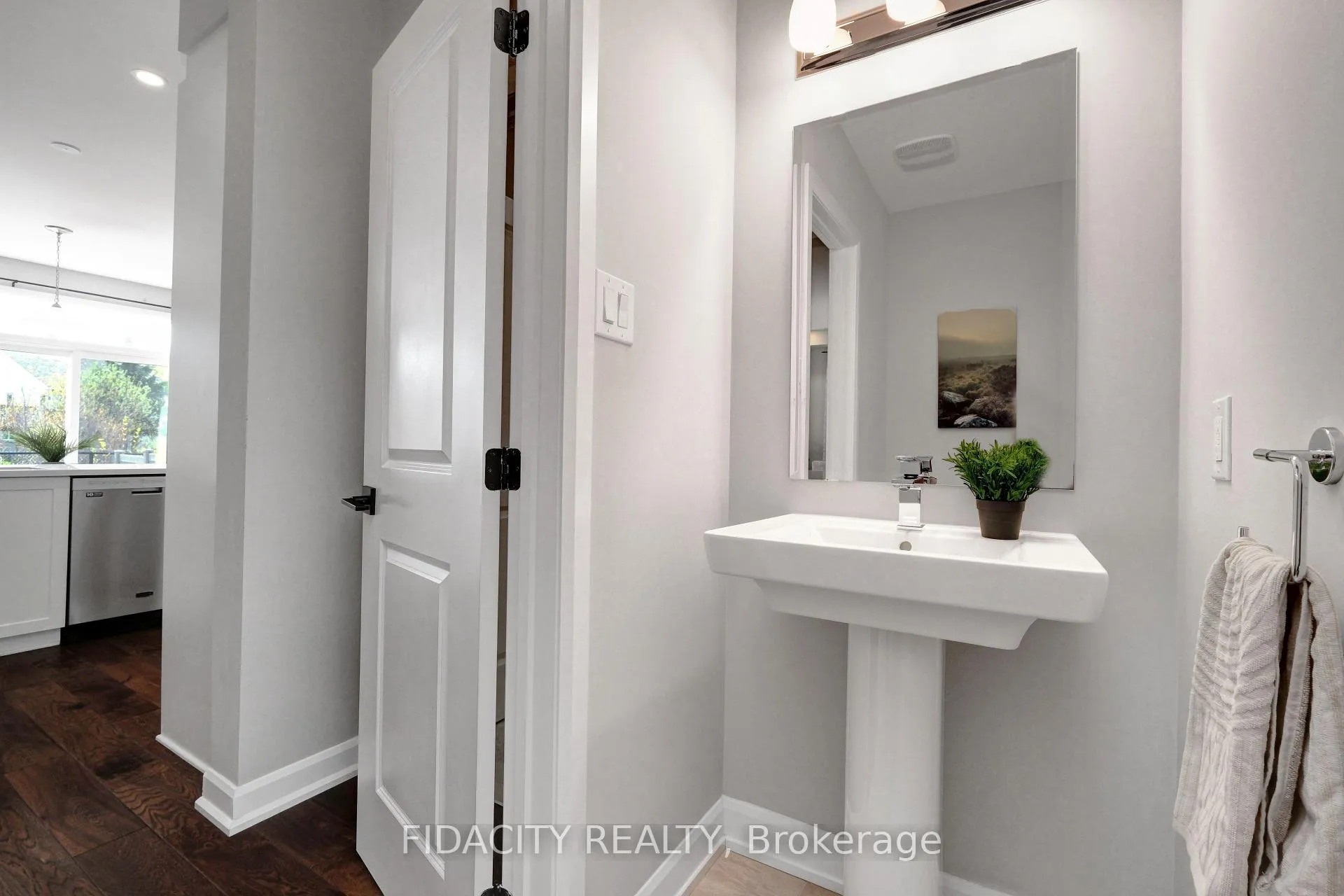 Photo 12 of 20 Allan Moore Place, Ottawa, Stittsville (North) — HOMEH