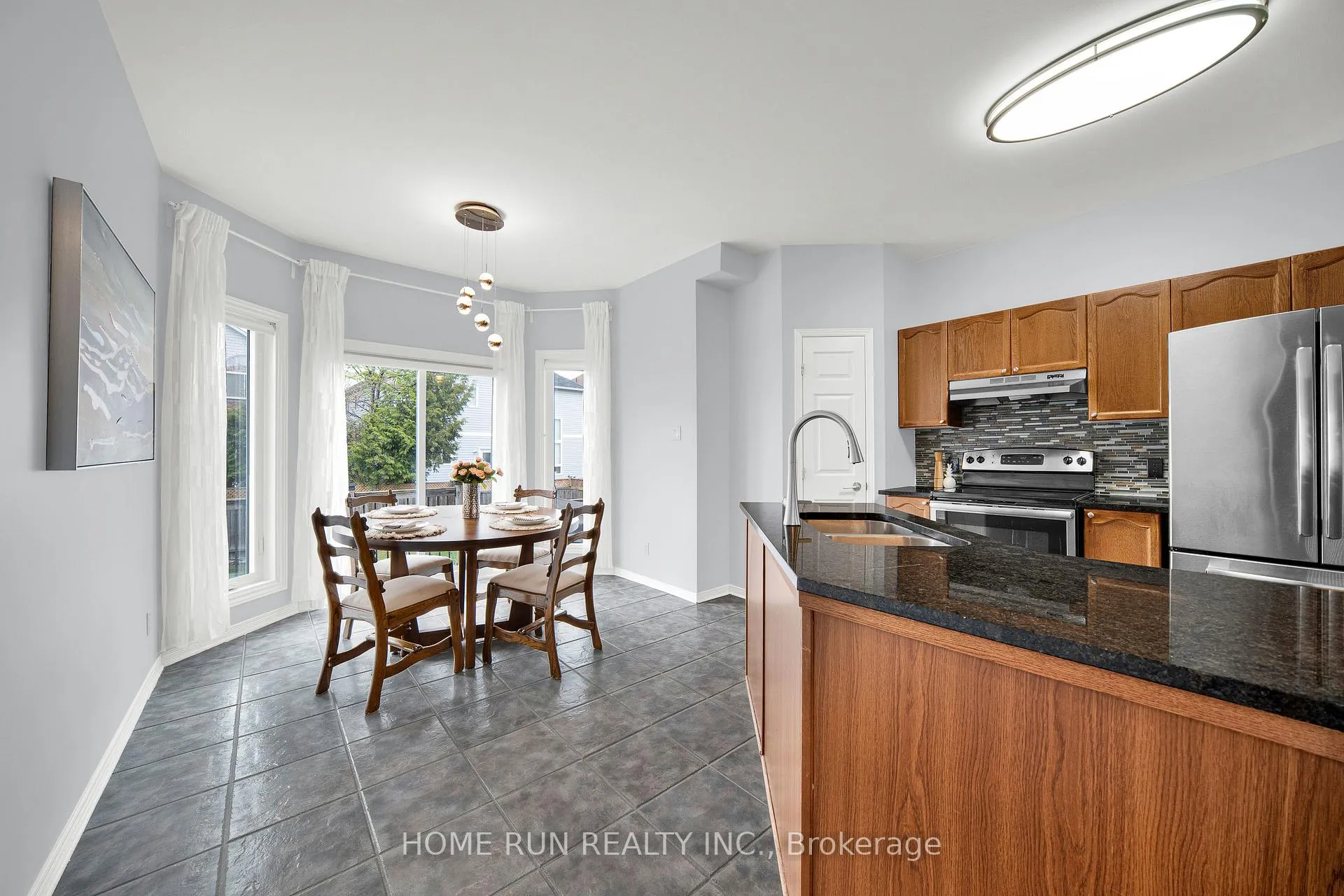 Photo 13 of 13 Colindale Avenue, Ottawa, Barrhaven - Longfields — HOMEH