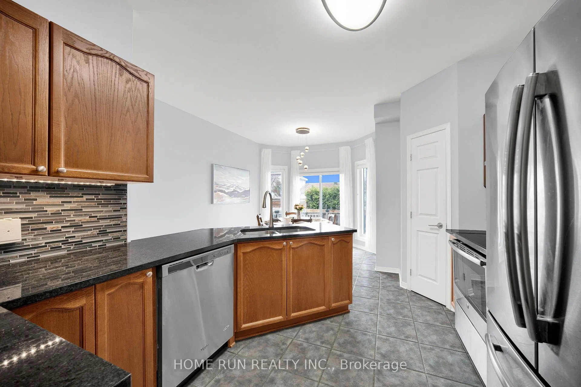 Photo 15 of 13 Colindale Avenue, Ottawa, Barrhaven - Longfields — HOMEH