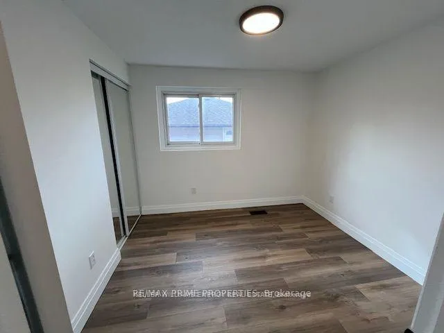 Photo 6 of Unit Main Floor, 697 Downview Crescent, Oshawa, Donevan — HOMEH
