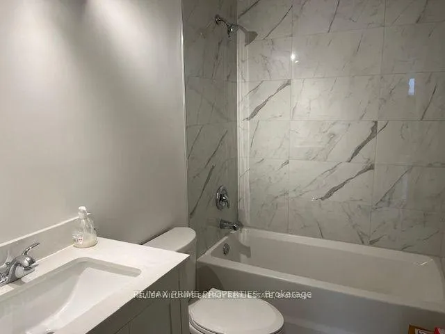 Photo 8 of Unit Main Floor, 697 Downview Crescent, Oshawa, Donevan — HOMEH