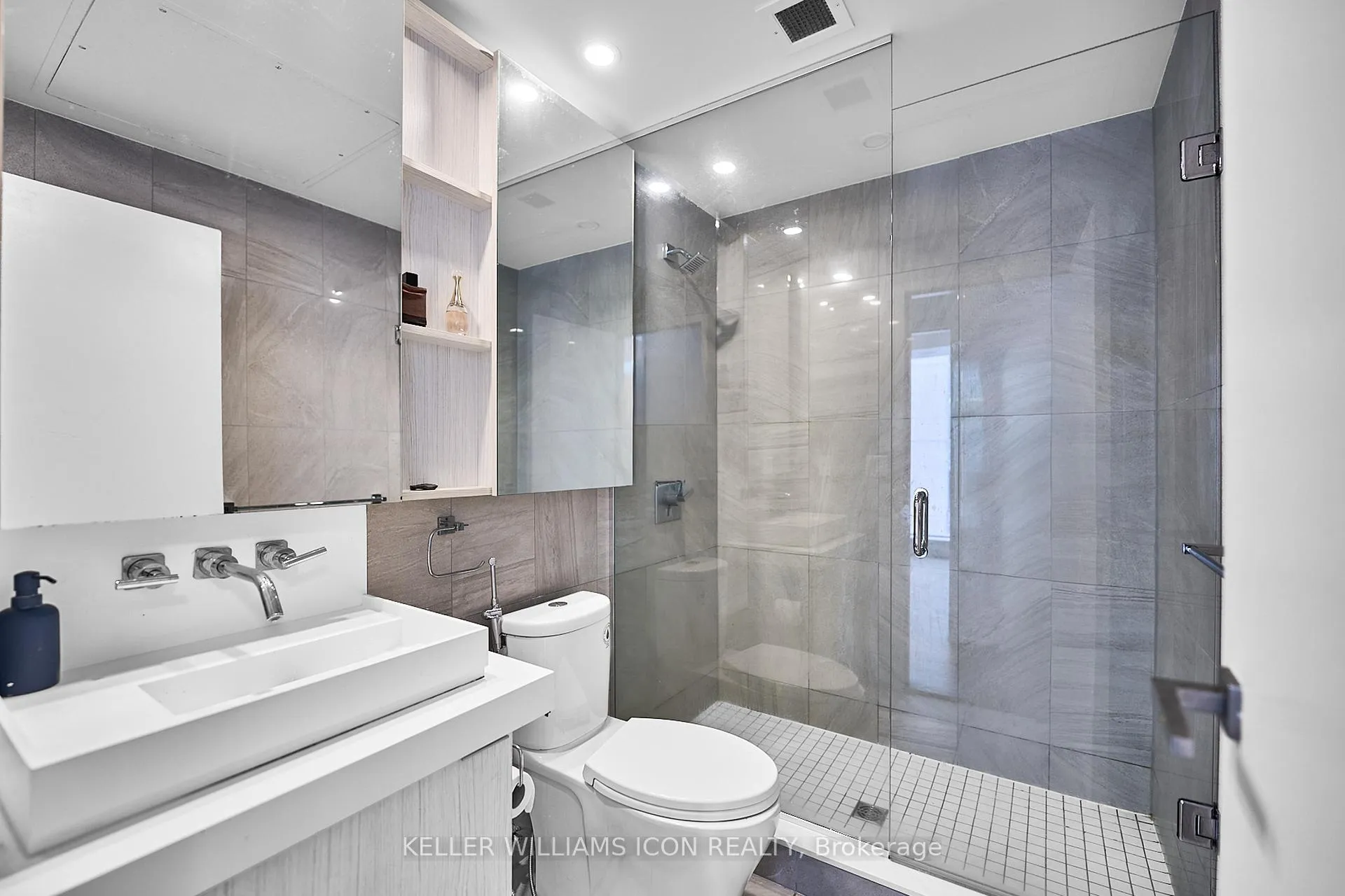 Photo 26 of Unit 1209, 101 Queen Street, Ottawa, Ottawa Centre — HOMEH