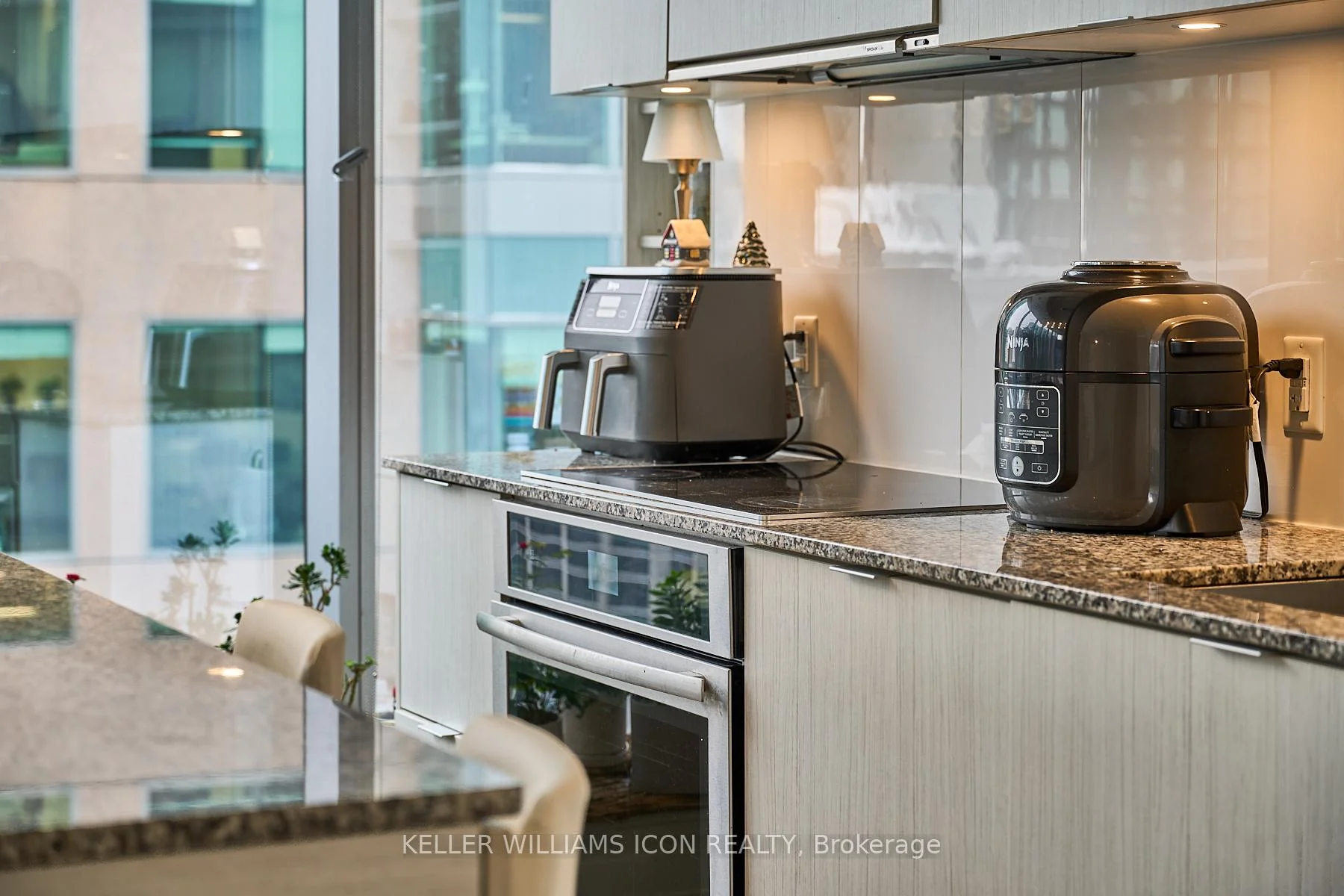 Photo 4 of Unit 1209, 101 Queen Street, Ottawa, Ottawa Centre — HOMEH