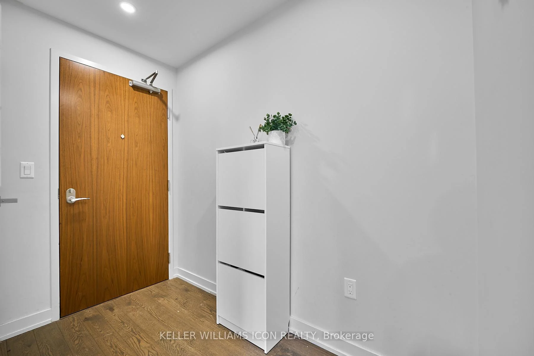 Photo 15 of Unit 1209, 101 Queen Street, Ottawa, Ottawa Centre — HOMEH