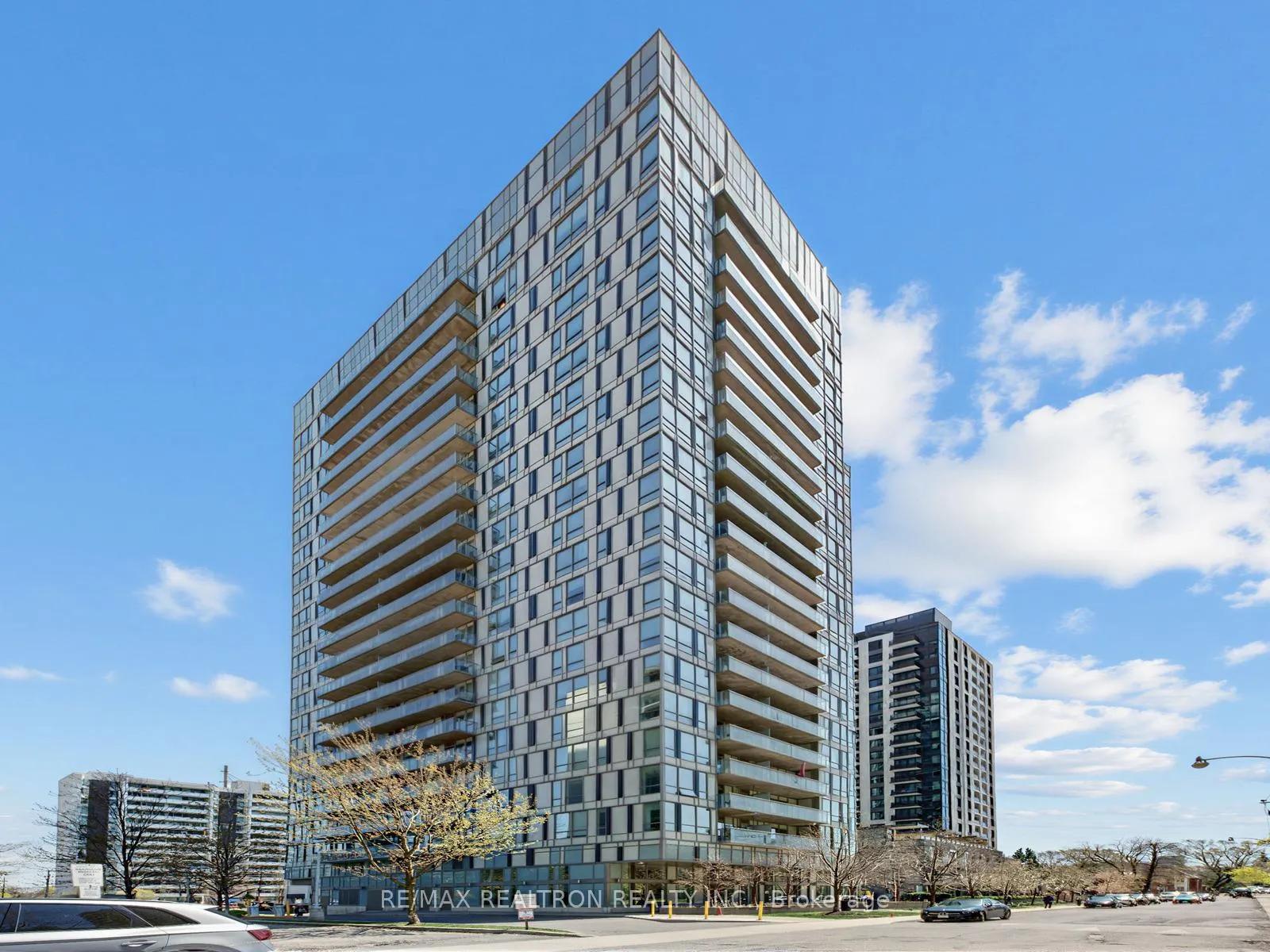 Front of Unit 1101, 83 Redpath Avenue