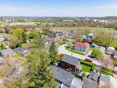 Photo 36 of 18 Maplecrest Avenue, St. Catharines, Burleigh Hill — HOMEH