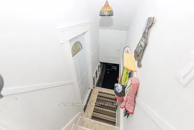 Photo 48 of 18 Maplecrest Avenue, St. Catharines, Burleigh Hill — HOMEH