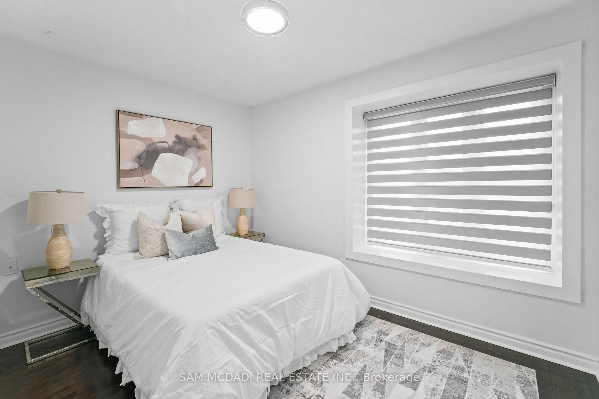 Photo 13 of 19 Shalom Crescent, Etobicoke, West Humber-Clairville — HOMEH