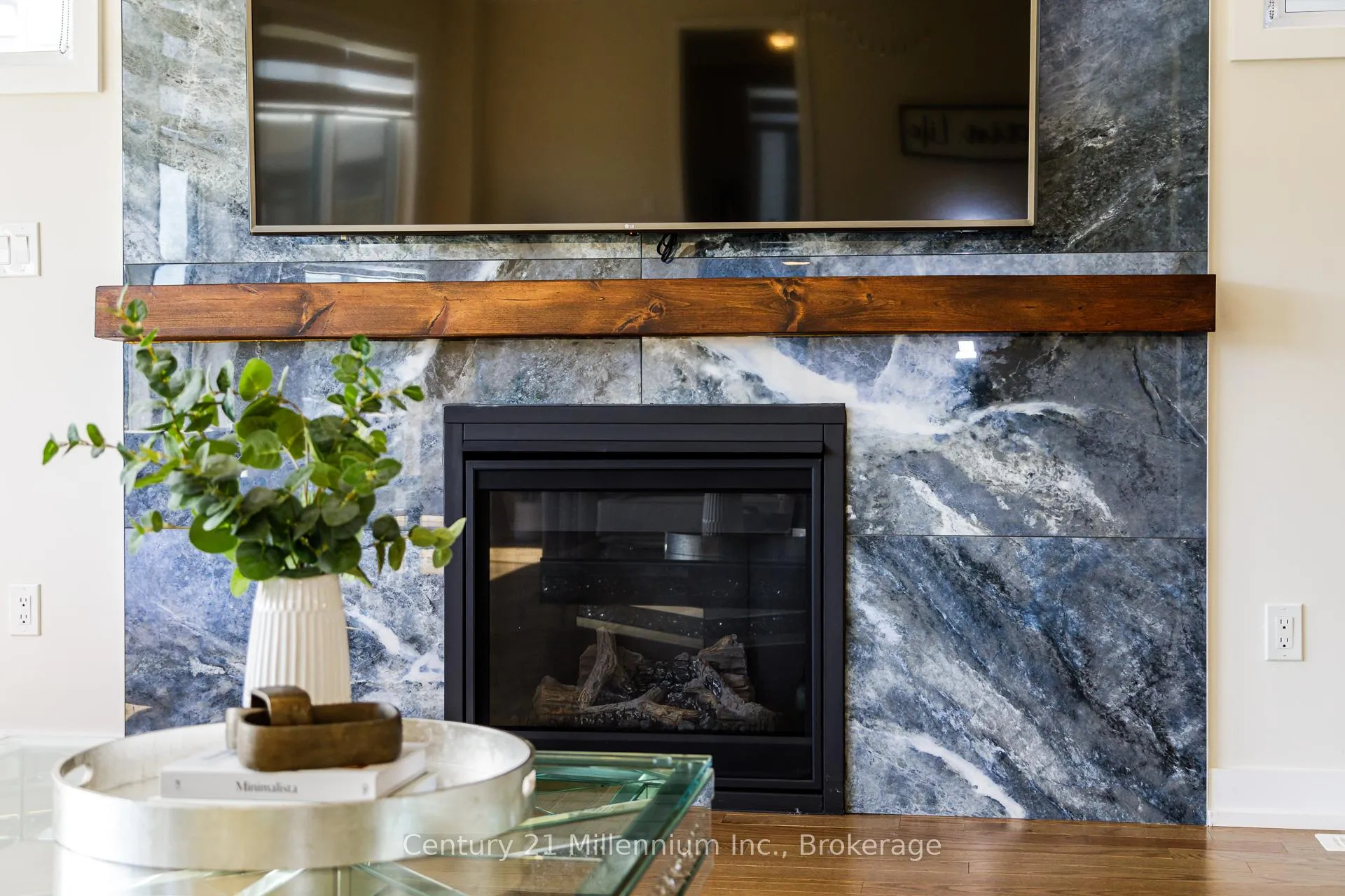 Photo 6 of 111 Stoneleigh Drive, Blue Mountains — HOMEH