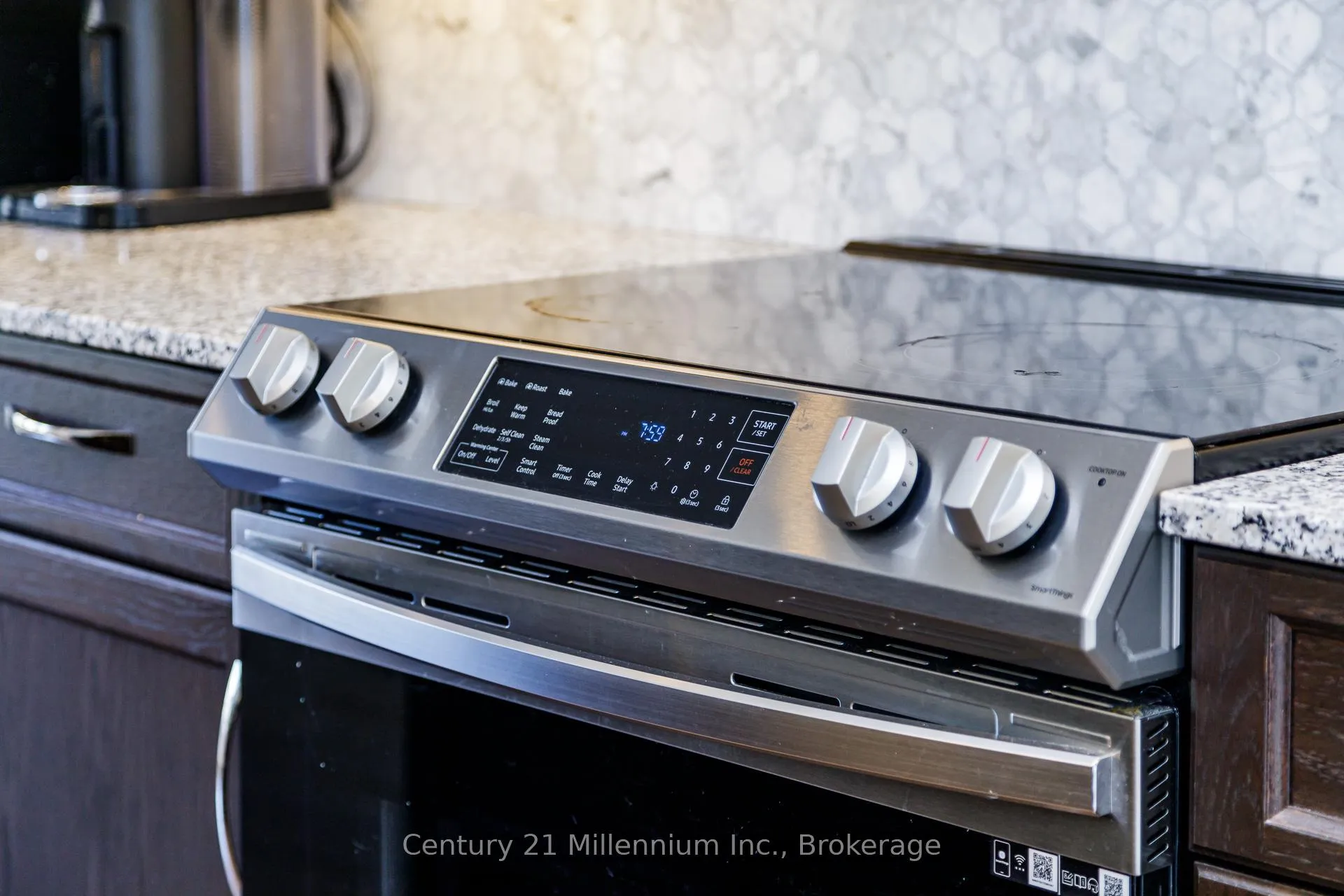 Photo 16 of 111 Stoneleigh Drive, Blue Mountains — HOMEH
