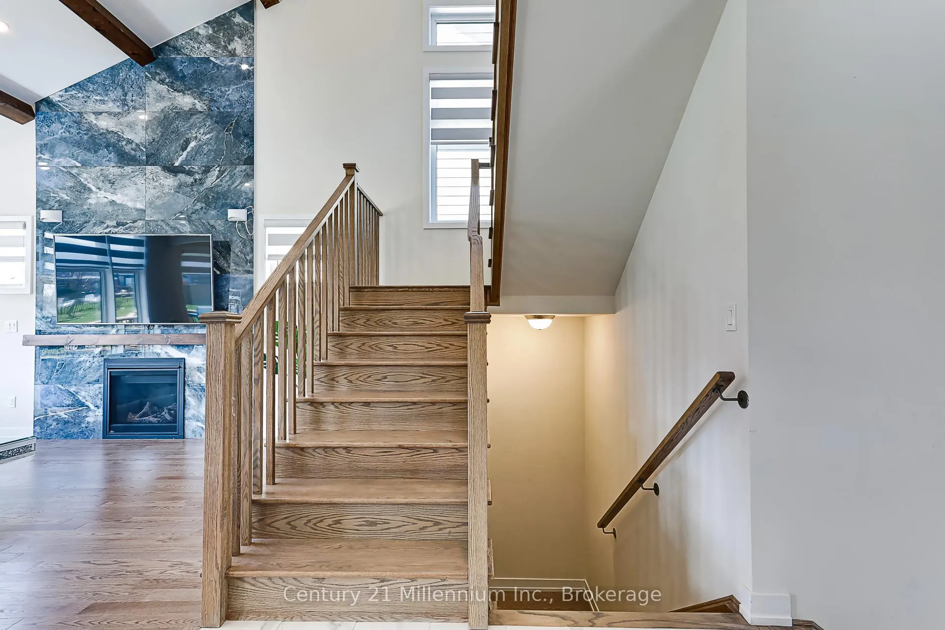 Photo 19 of 111 Stoneleigh Drive, Blue Mountains — HOMEH