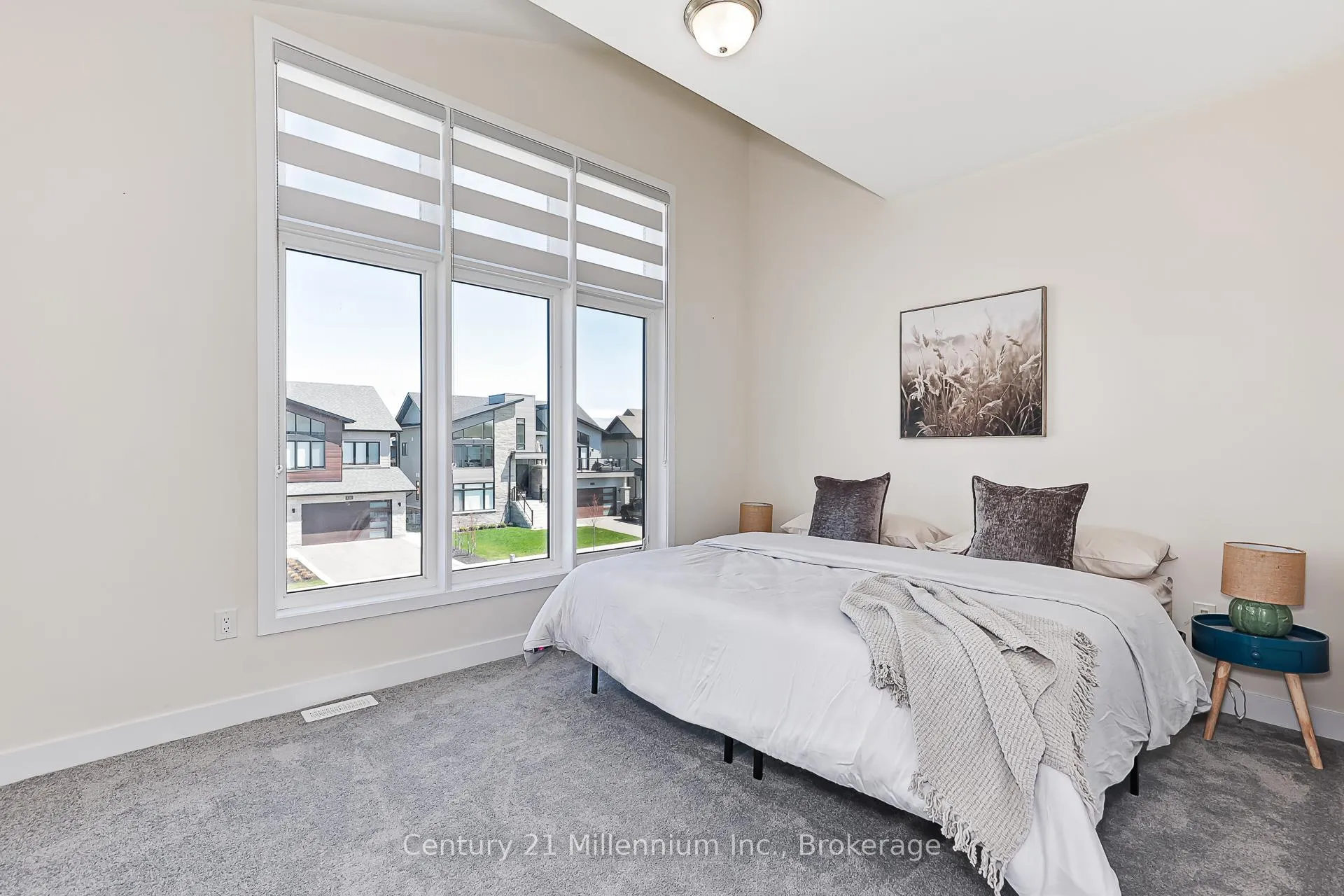 Photo 24 of 111 Stoneleigh Drive, Blue Mountains — HOMEH